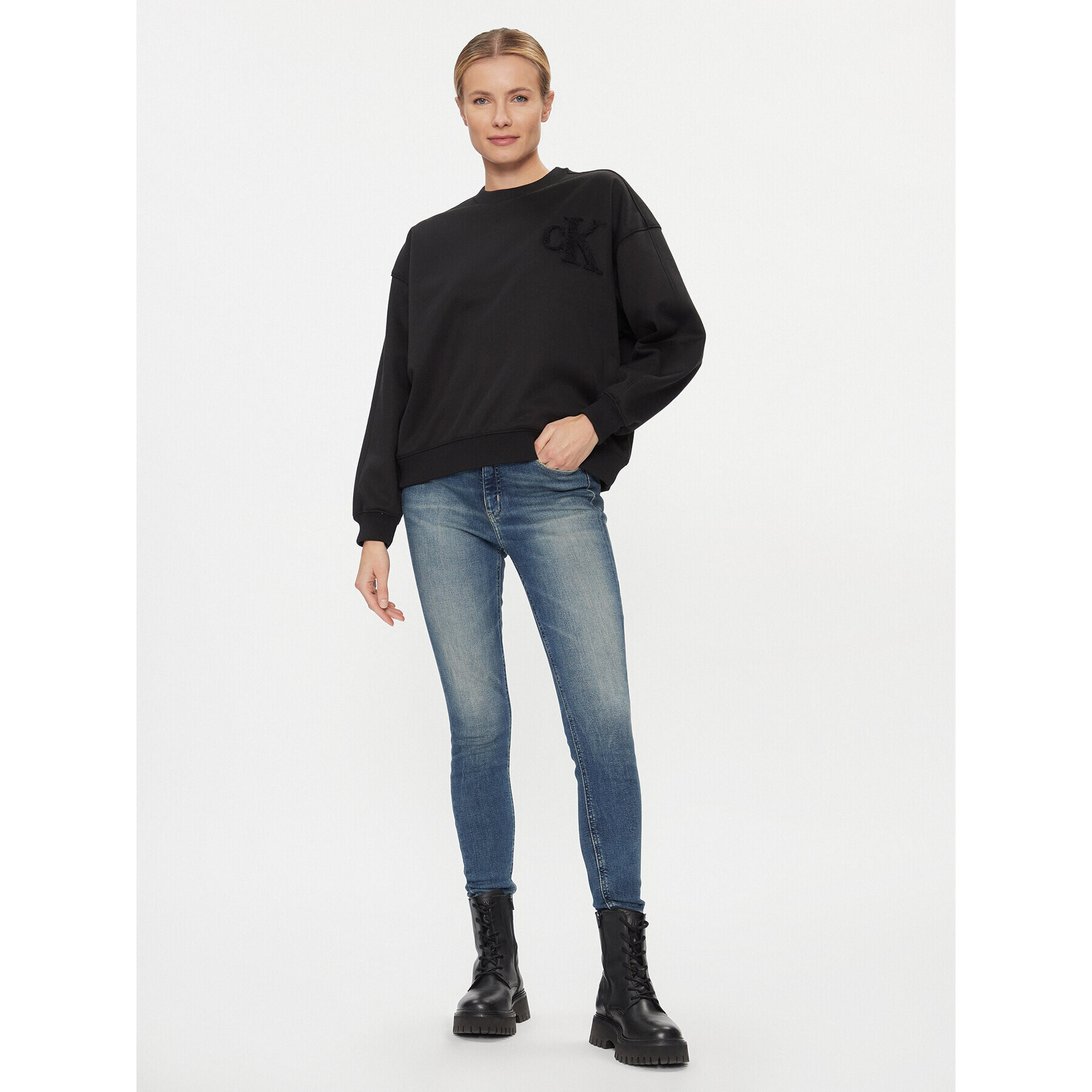 Calvin Klein Jeans Суитшърт Chenille J20J221729 Черен Regular Fit - Pepit.bg