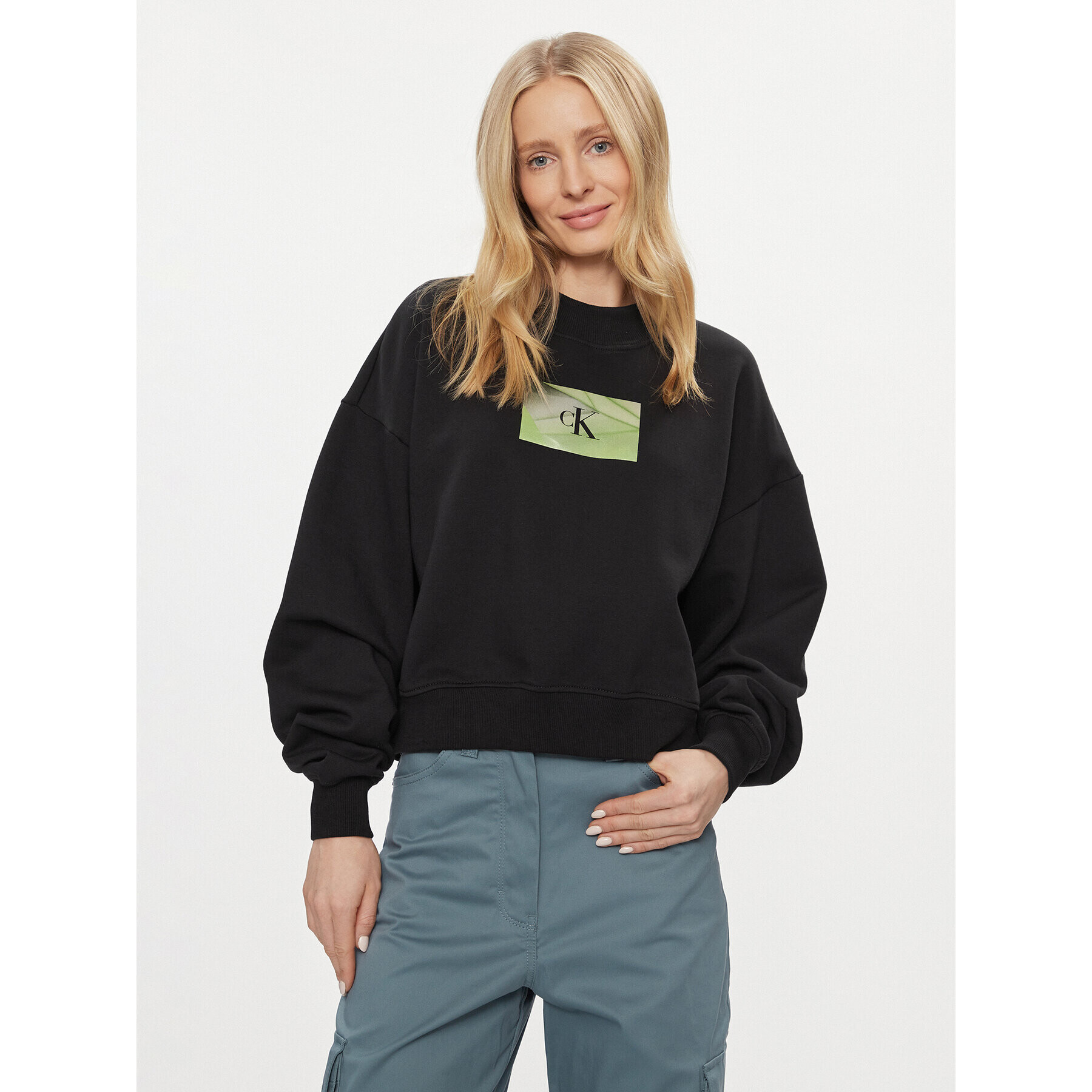 Calvin Klein Jeans Суитшърт Illuminated Box Logo Crew Neck J20J222897 Черен Regular Fit - Pepit.bg