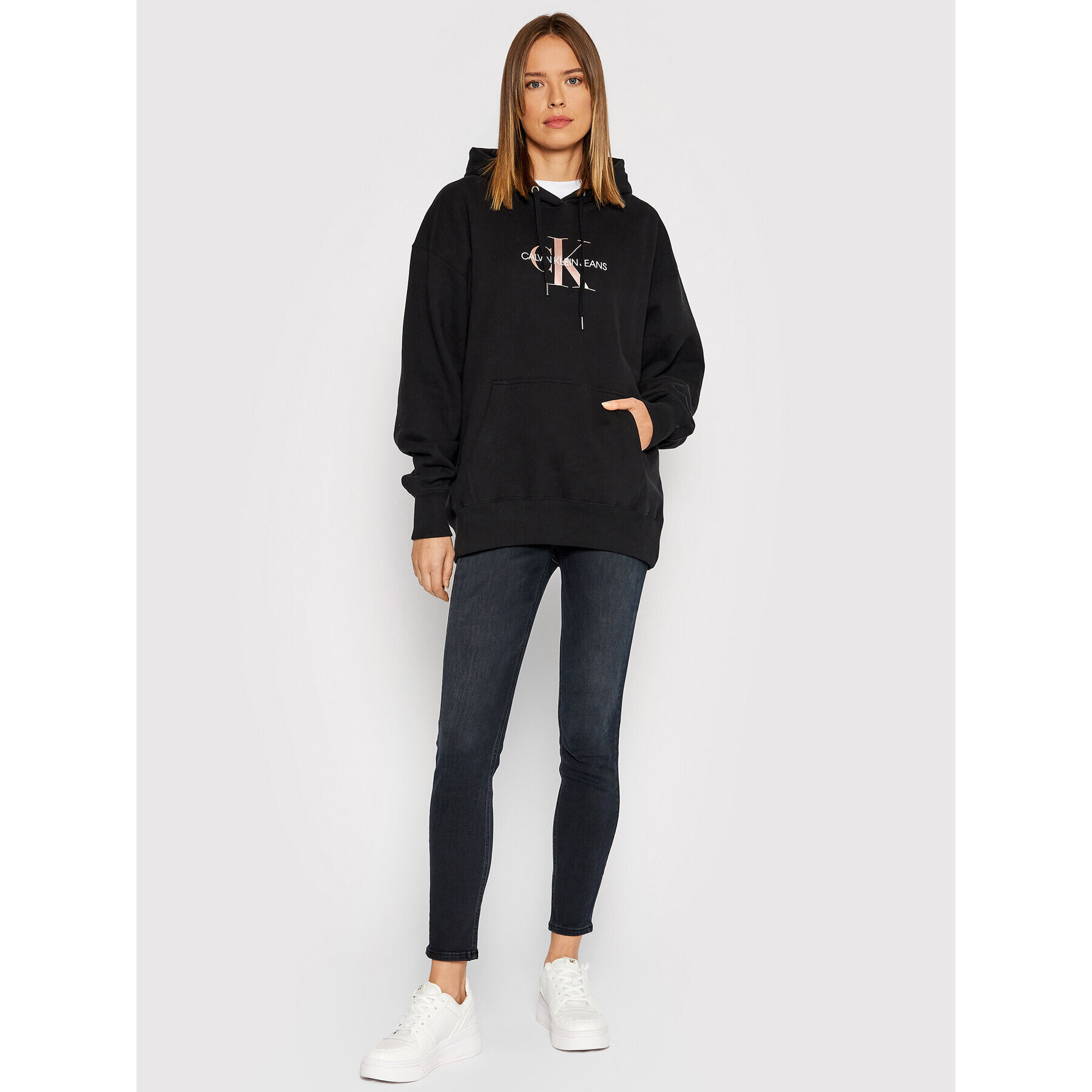 Calvin Klein Jeans Суитшърт J20J216957 Черен Oversize - Pepit.bg