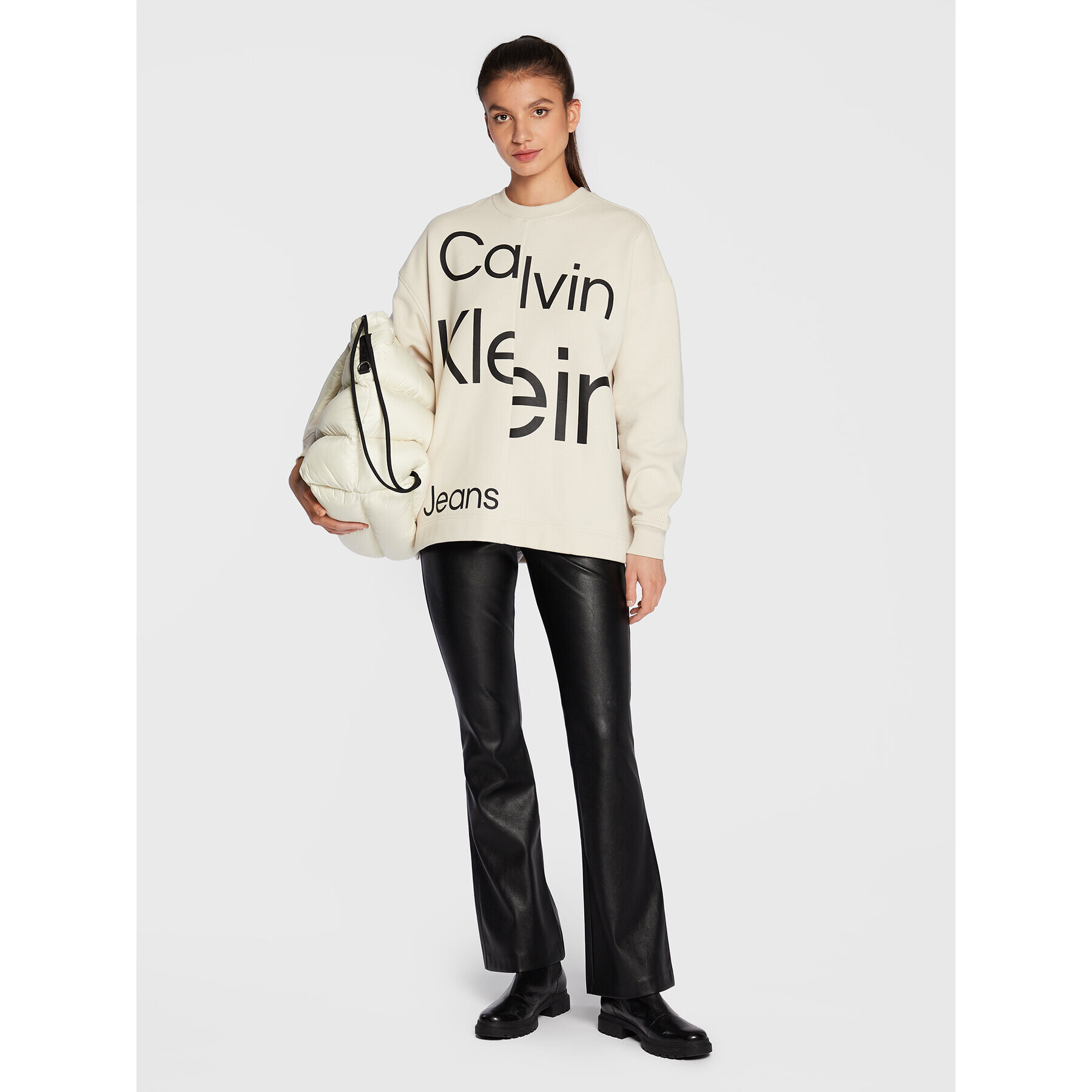 Calvin Klein Jeans Суитшърт J20J219761 Бежов Oversize - Pepit.bg