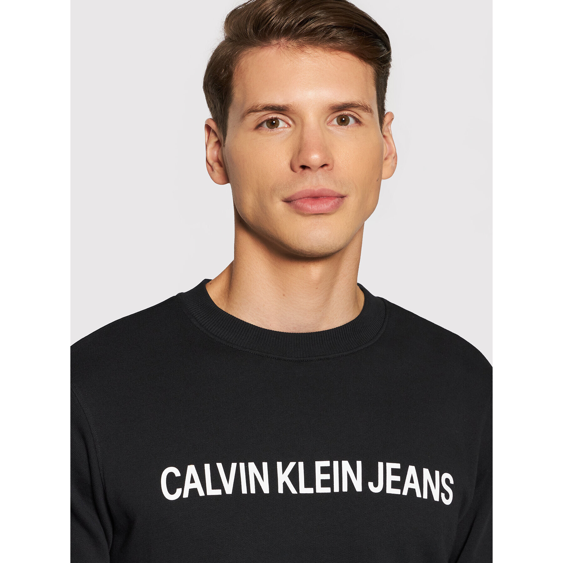 Calvin Klein Jeans Суитшърт J30J307757 Черен Regular Fit - Pepit.bg