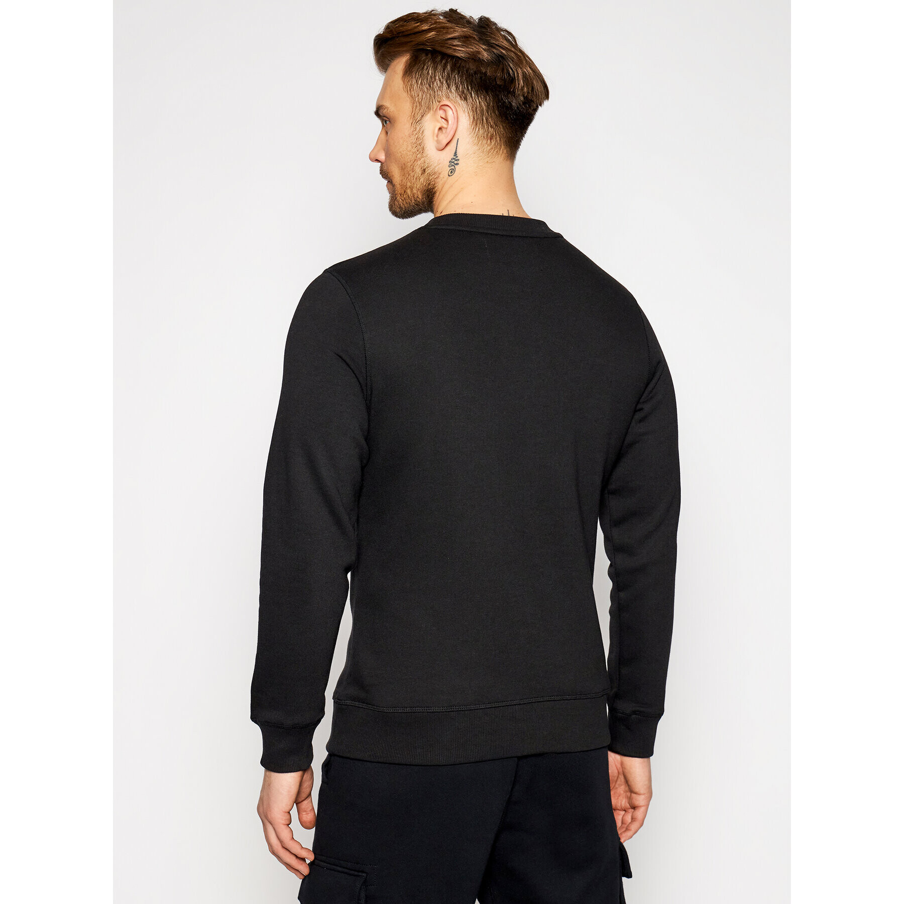 Calvin Klein Jeans Суитшърт J30J317045 Черен Regular Fit - Pepit.bg