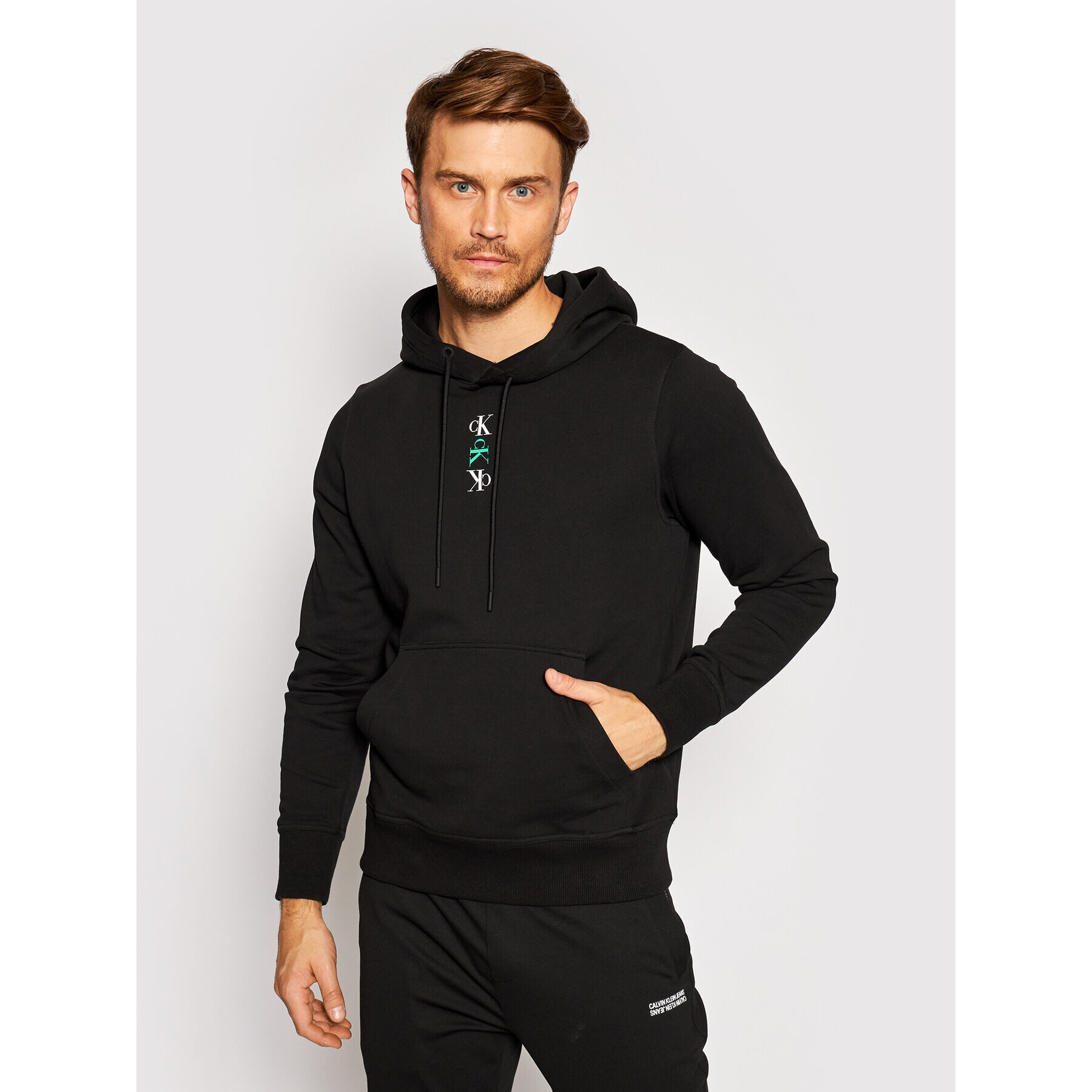 Calvin Klein Jeans Суитшърт J30J318302 Черен Oversize - Pepit.bg