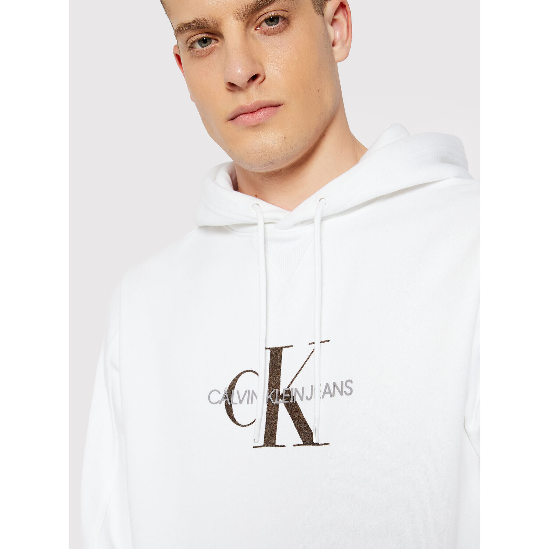 Calvin Klein Jeans Суитшърт J30J318798 Бял Regular Fit - Pepit.bg