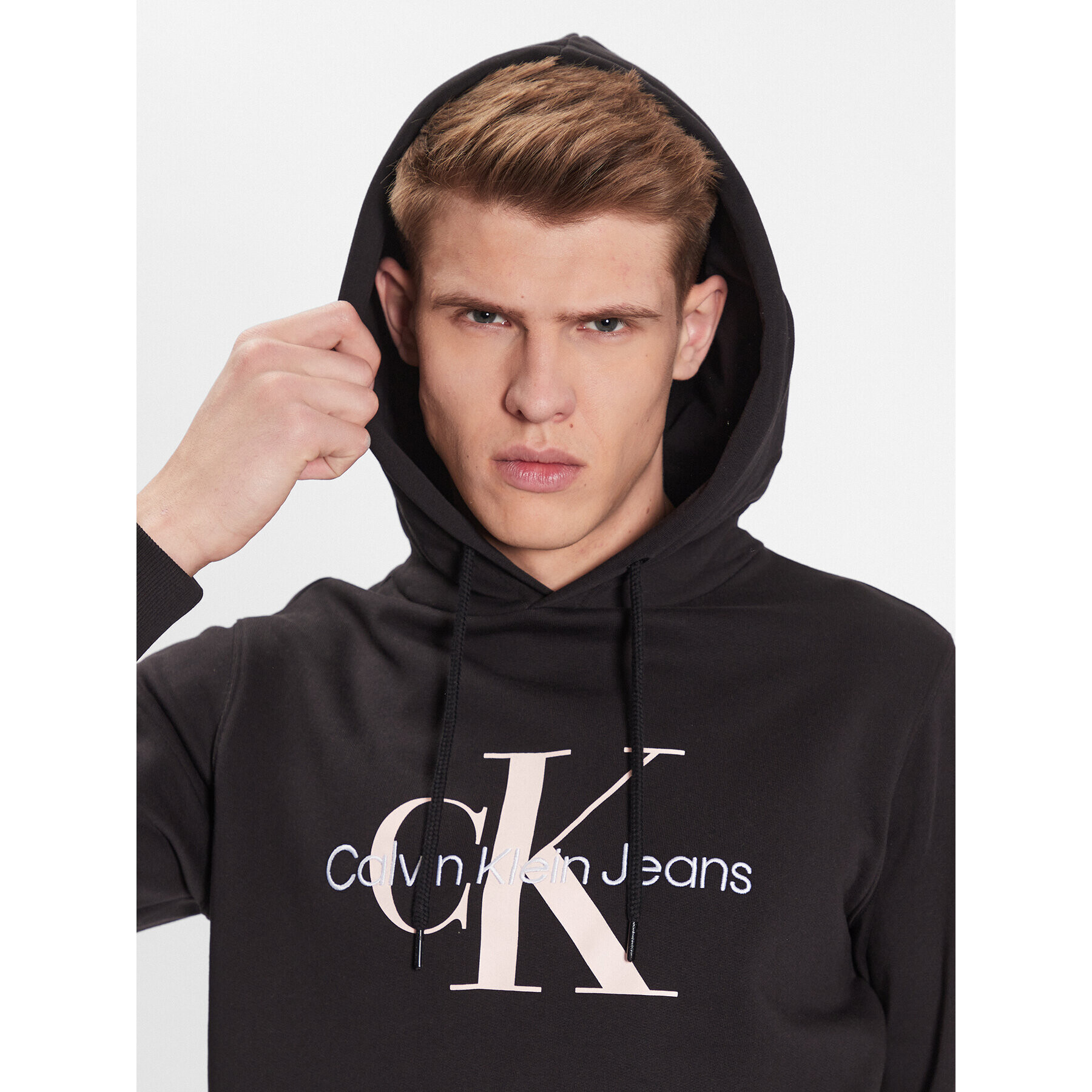 Calvin Klein Jeans Суитшърт J30J320805 Черен Regular Fit - Pepit.bg