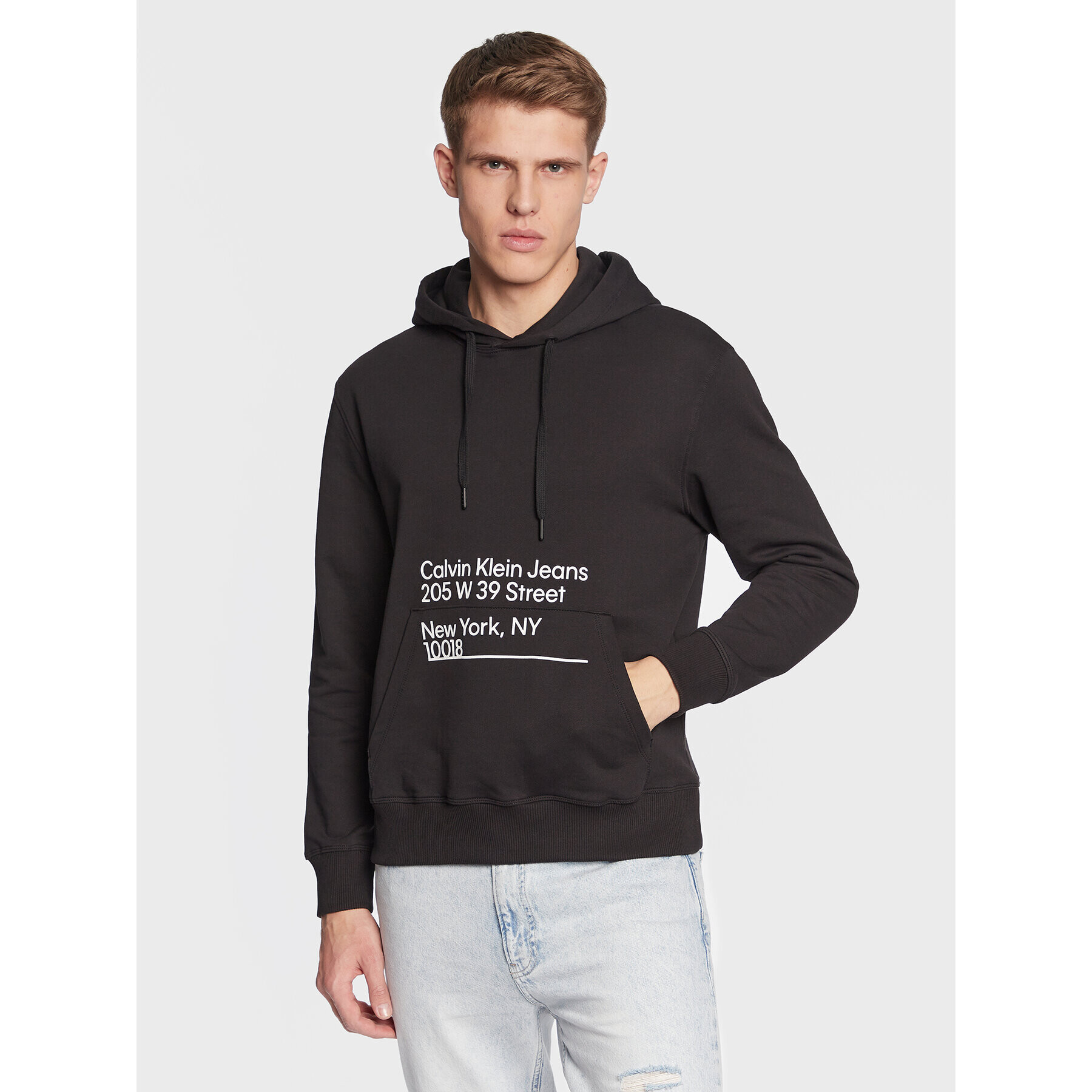 Calvin Klein Jeans Суитшърт J30J322519 Черен Regular Fit - Pepit.bg