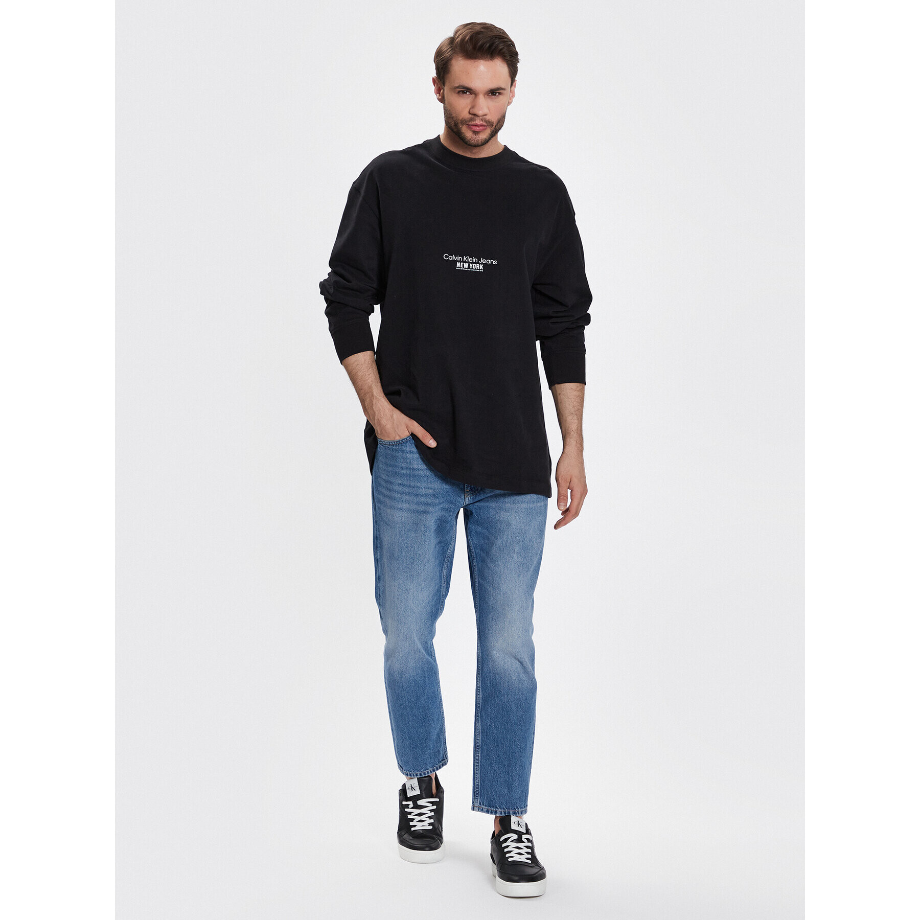 Calvin Klein Jeans Суитшърт J30J323098 Черен Regular Fit - Pepit.bg