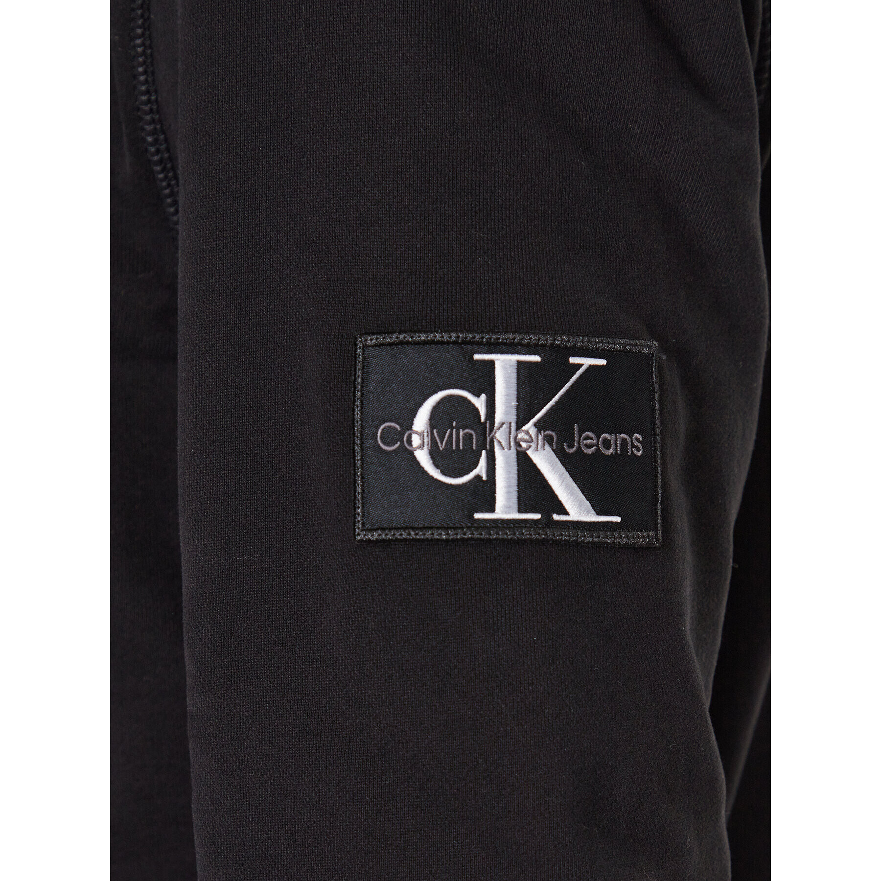 Calvin Klein Jeans Суитшърт J30J323426 Черен Regular Fit - Pepit.bg