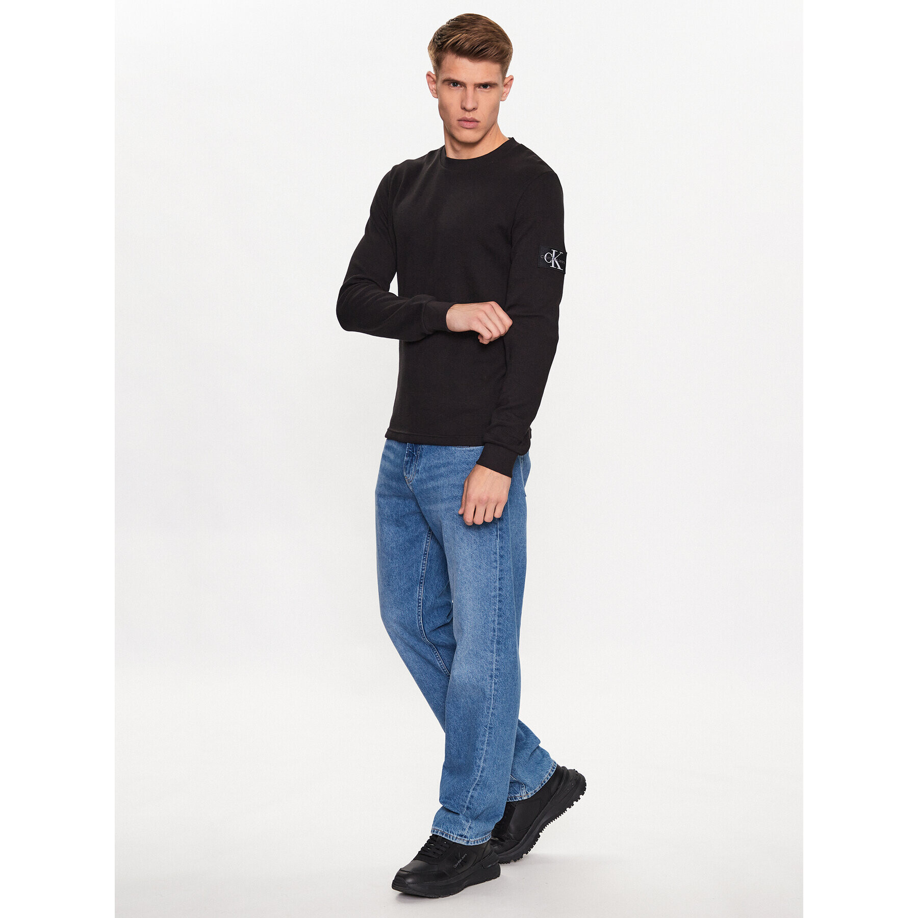 Calvin Klein Jeans Суитшърт J30J323485 Черен Regular Fit - Pepit.bg