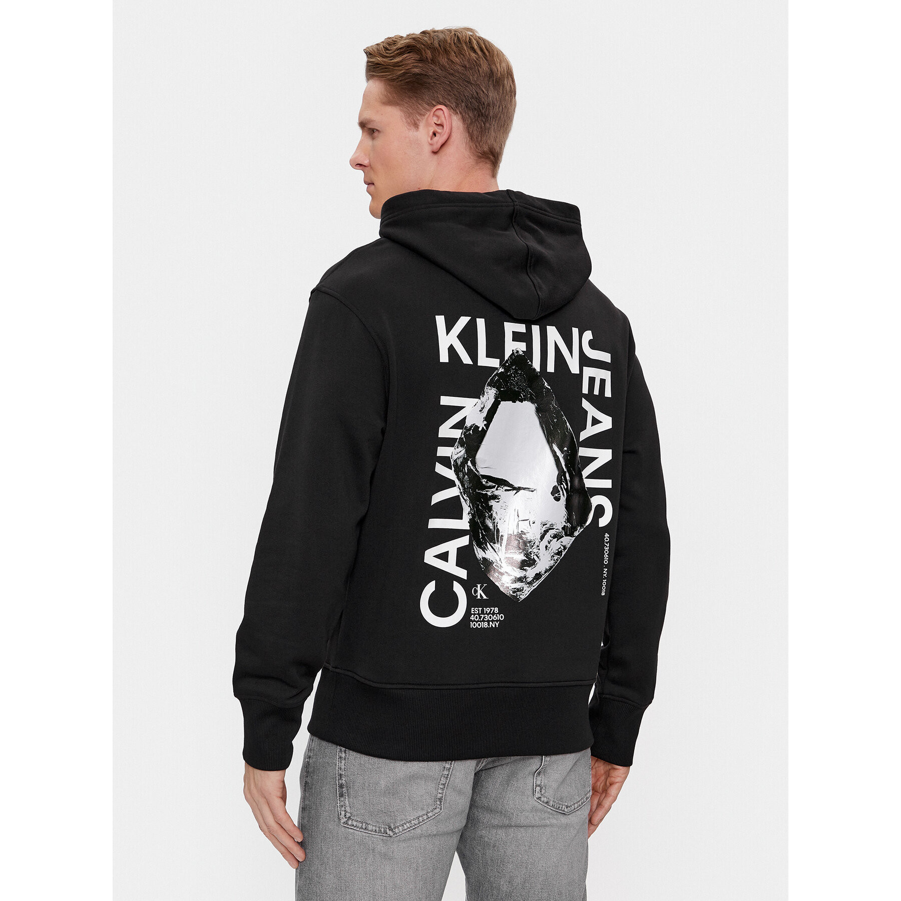 Calvin Klein Jeans Суитшърт Modern Metals J30J324631 Черен Regular Fit - Pepit.bg