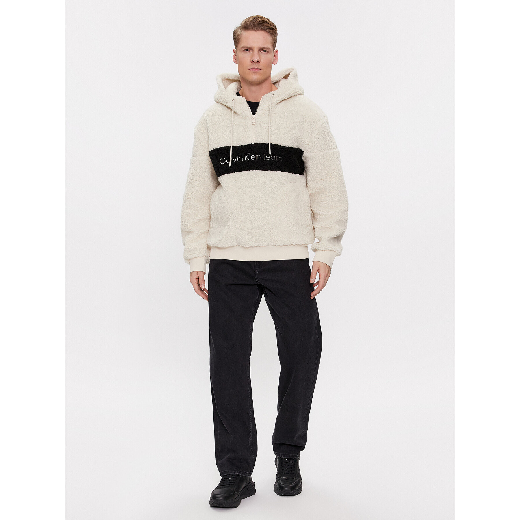 Calvin Klein Jeans Суитшърт Sherpa Blocking J30J319924 Бежов Regular Fit - Pepit.bg