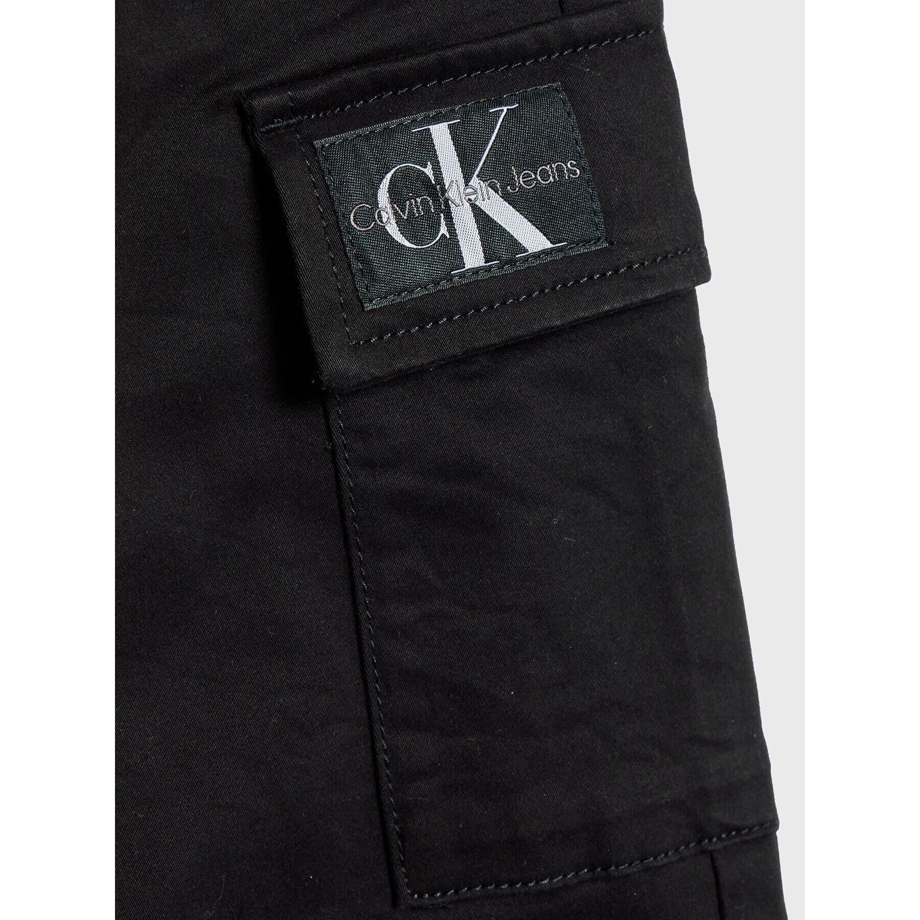 Calvin Klein Jeans Текстилни панталони Cargo IB0IB01341 Черен Regular Fit - Pepit.bg