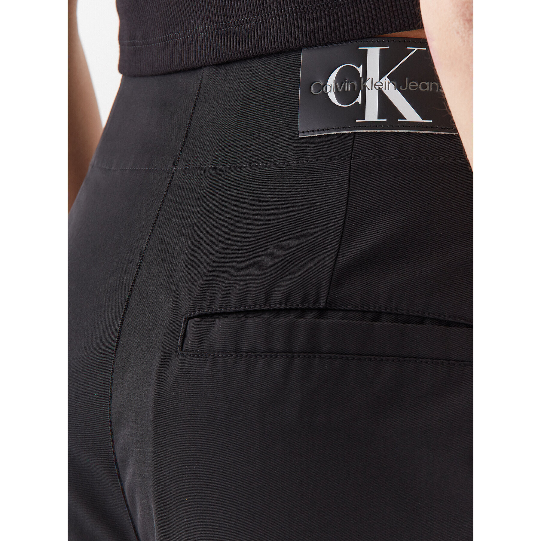 Calvin Klein Jeans Текстилни панталони J20J222133 Черен Relaxed Fit - Pepit.bg