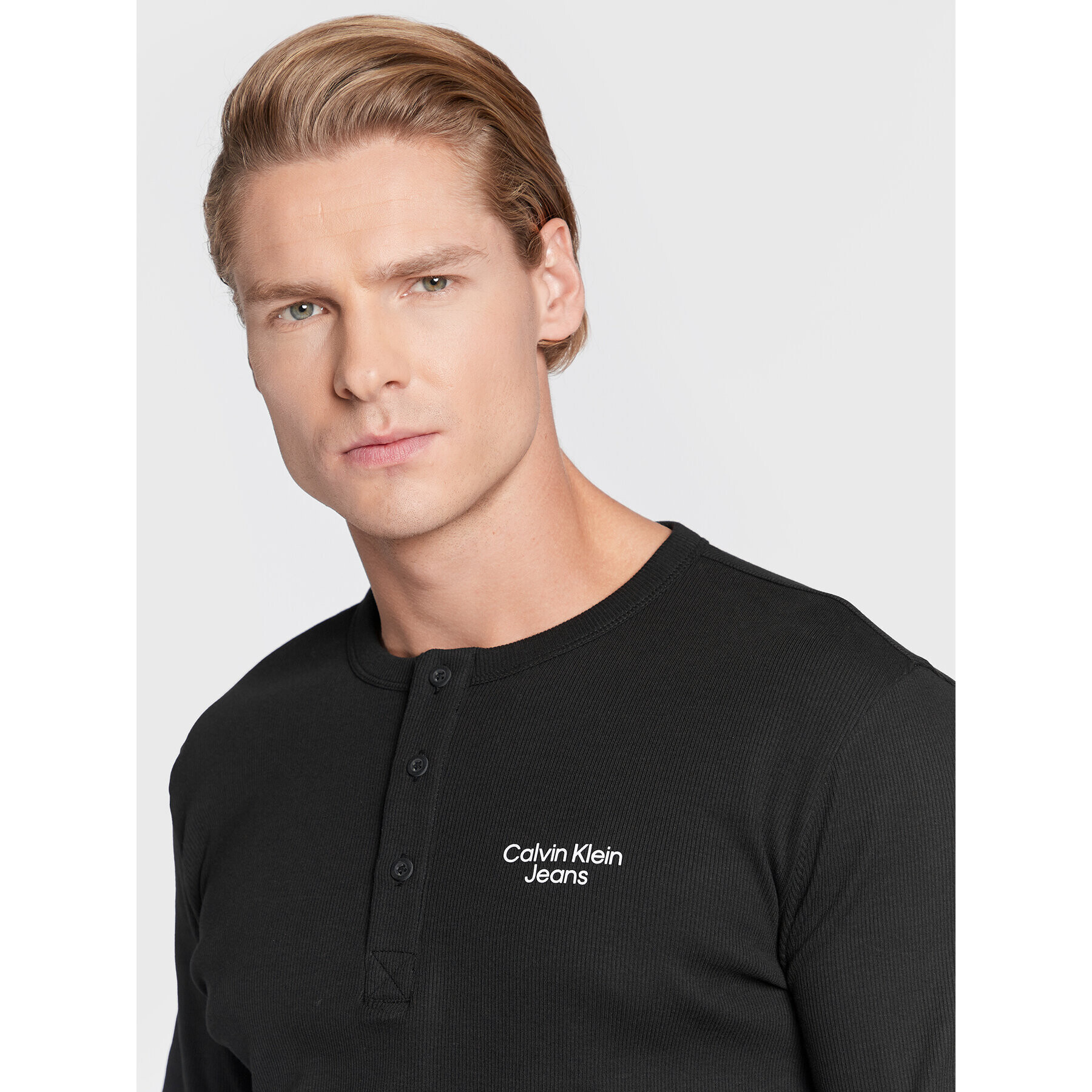 Calvin Klein Jeans Тениска с дълъг ръкав J30J321703 Черен Slim Fit - Pepit.bg