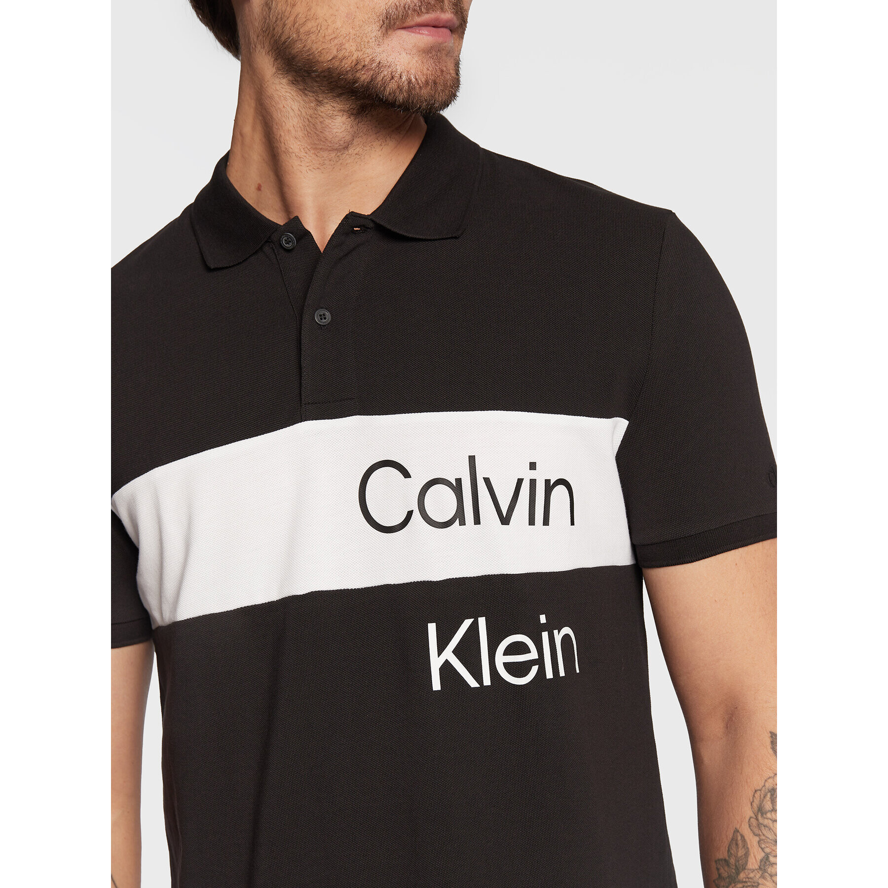 Calvin Klein Jeans Тениска с яка и копчета J30J320887 Черен Regular Fit - Pepit.bg