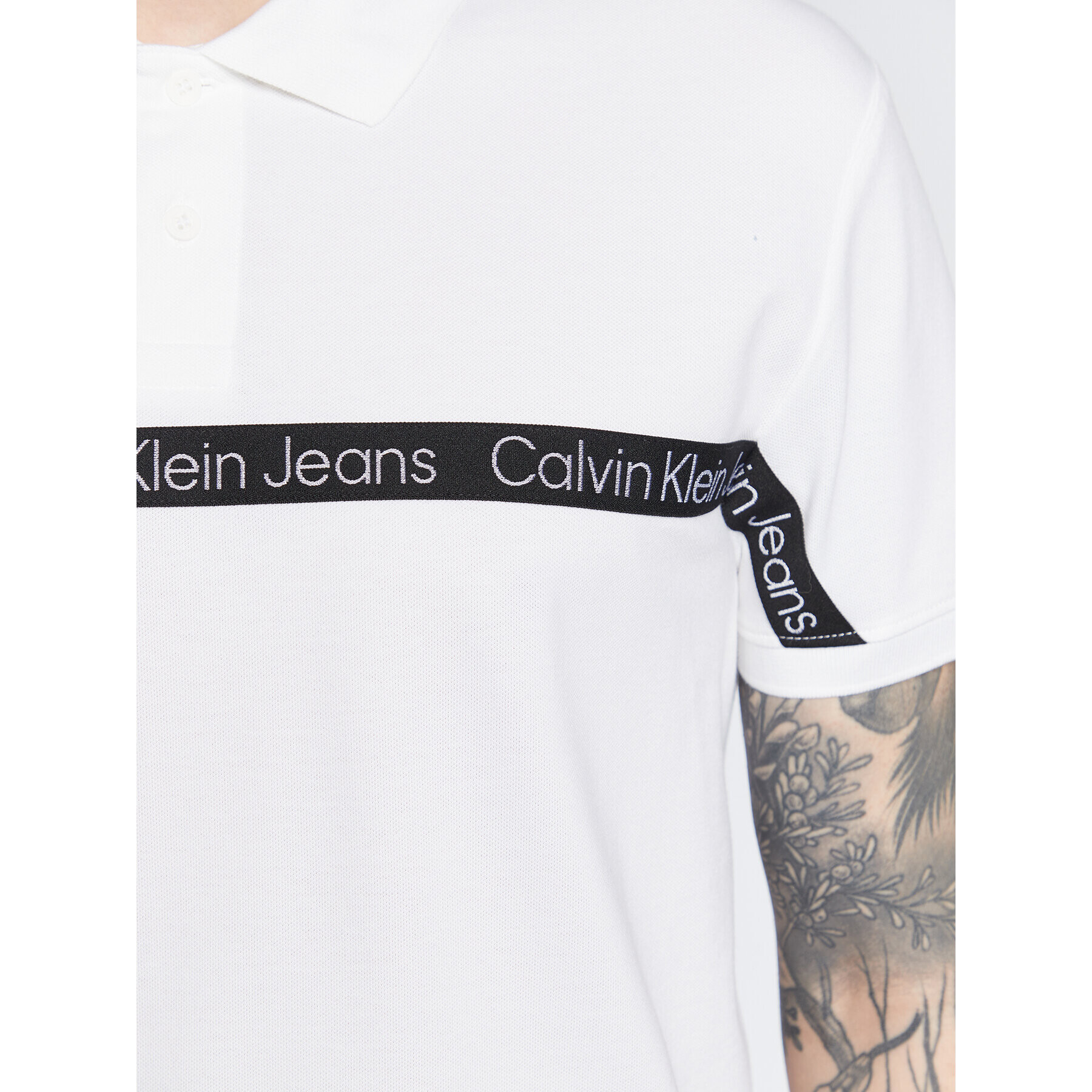 Calvin Klein Jeans Тениска с яка и копчета J30J322856 Бял Regular Fit - Pepit.bg