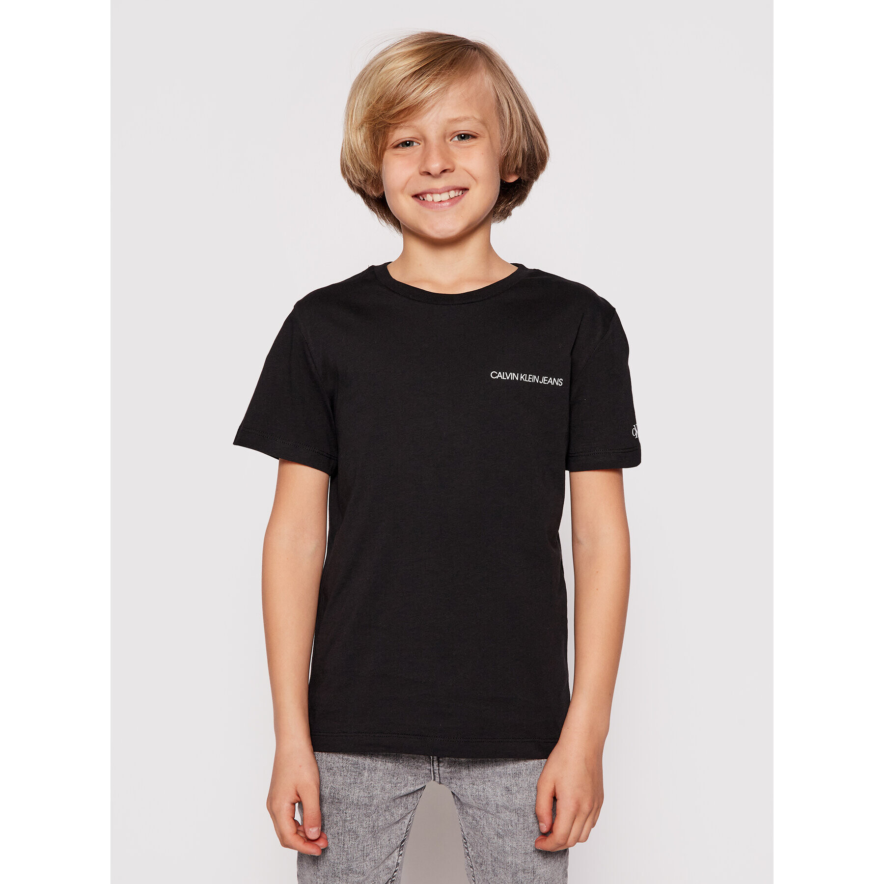Calvin Klein Jeans Тишърт Chest Logo IB0IB00456 Черен Regular Fit - Pepit.bg