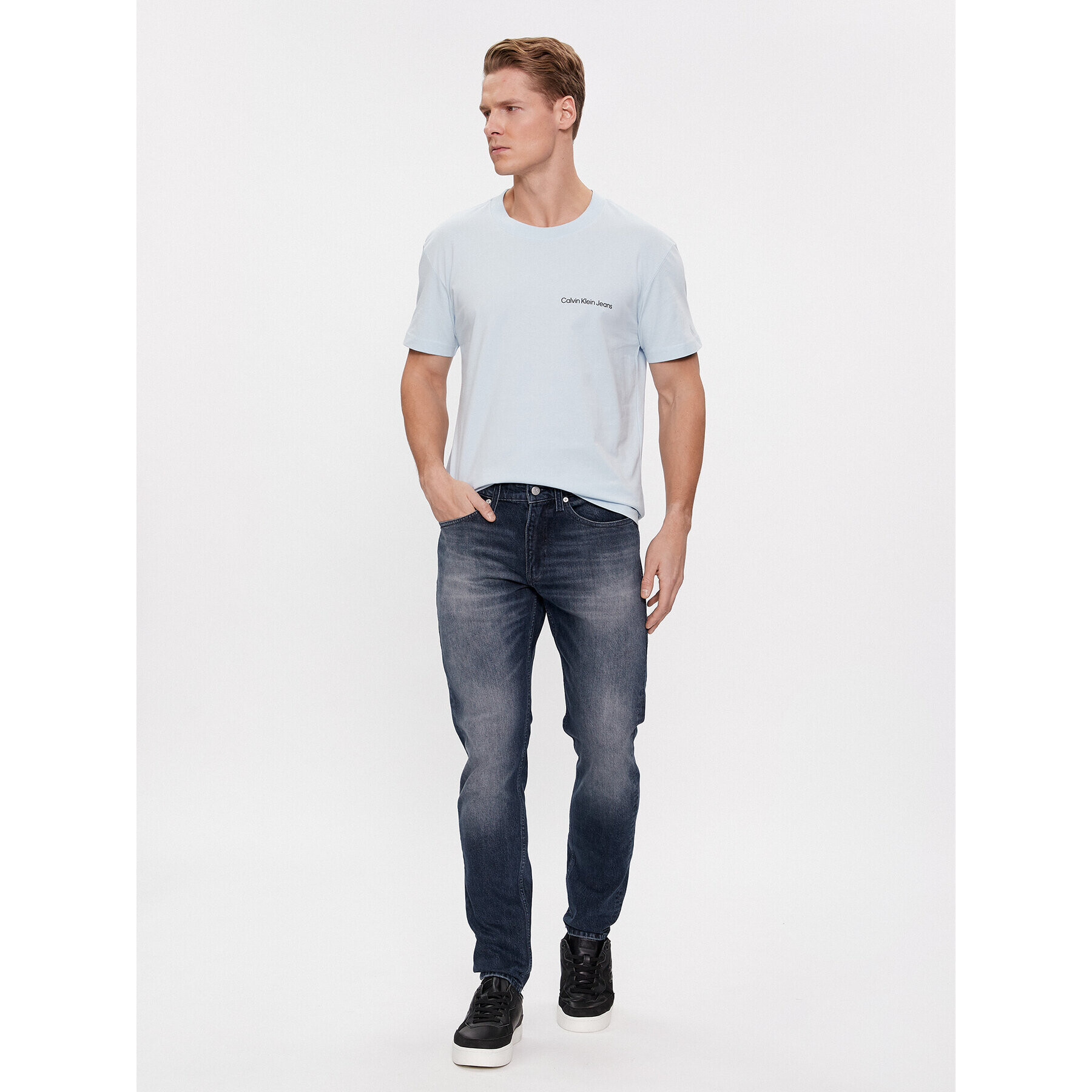 Calvin Klein Jeans Тишърт Institutional J30J324671 Син Regular Fit - Pepit.bg