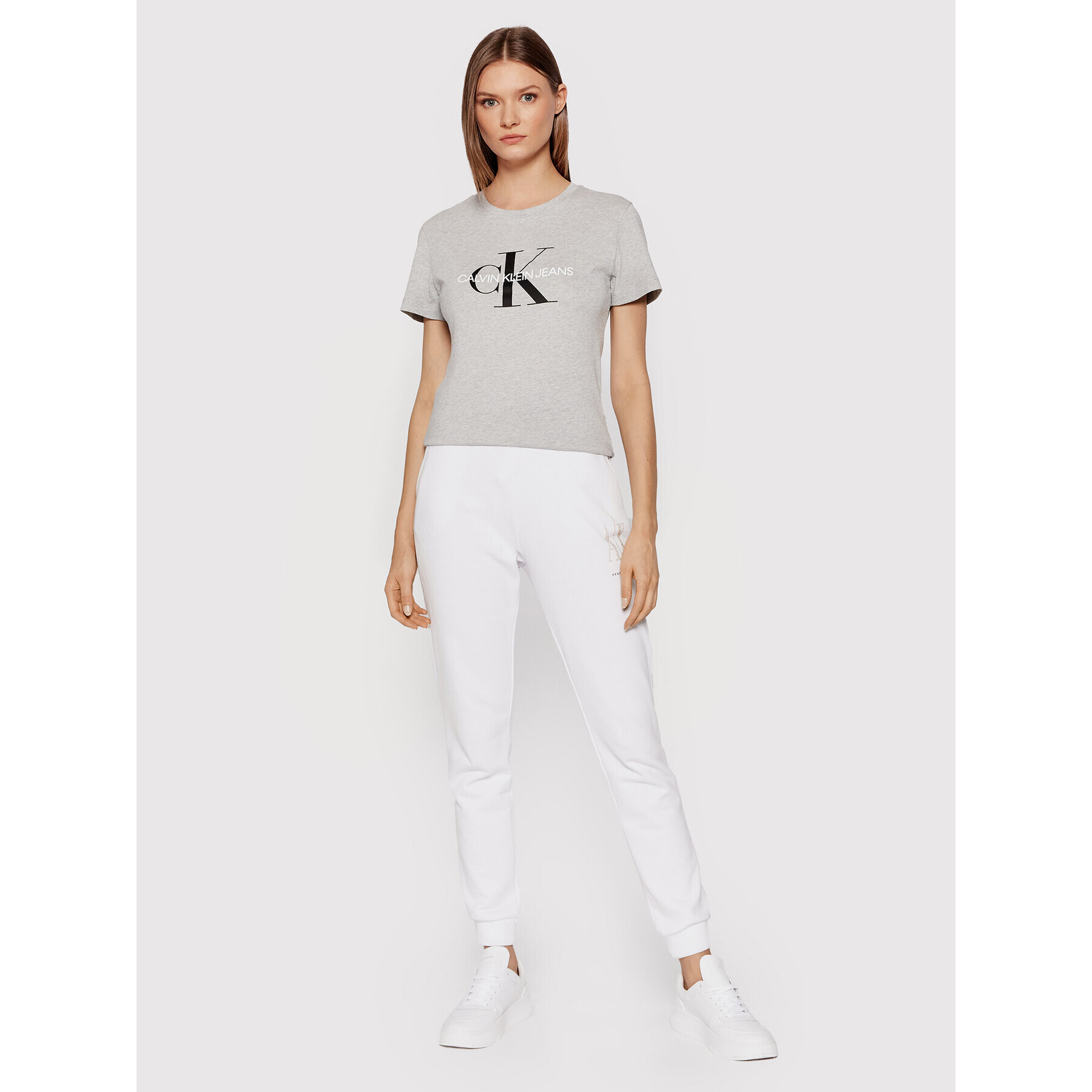 Calvin Klein Jeans Тишърт J20J207878 Сив Regular Fit - Pepit.bg