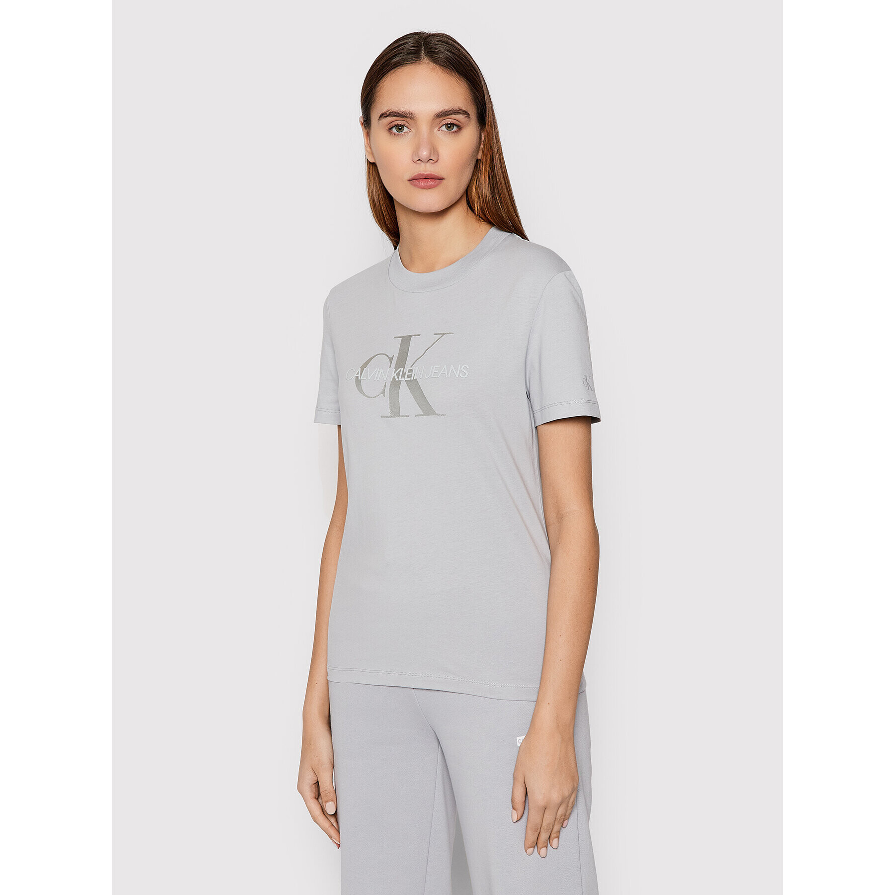 Calvin Klein Jeans Тишърт J20J216808 Сив Regular Fit - Pepit.bg