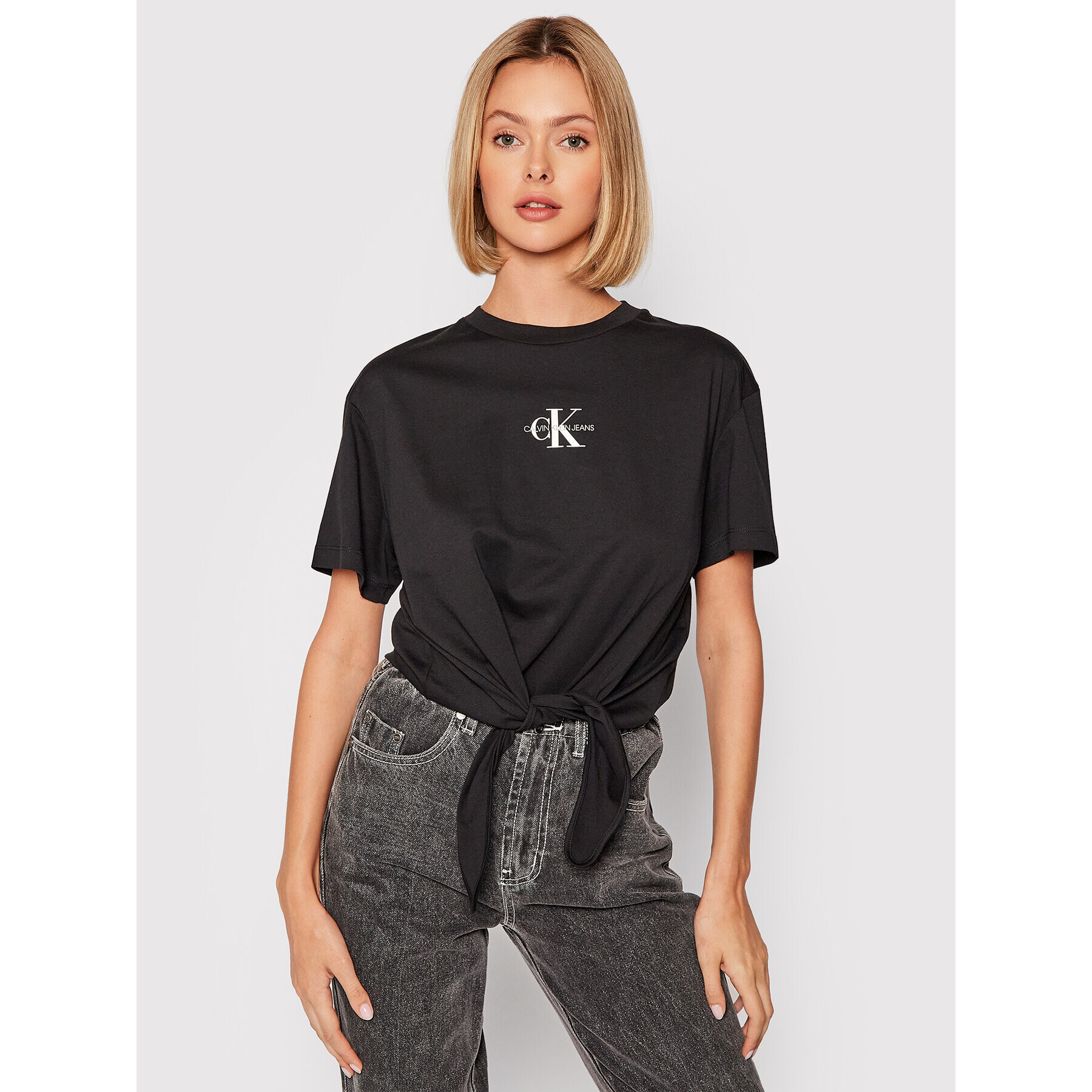 Calvin Klein Jeans Тишърт J20J217181 Черен Relaxed Fit - Pepit.bg