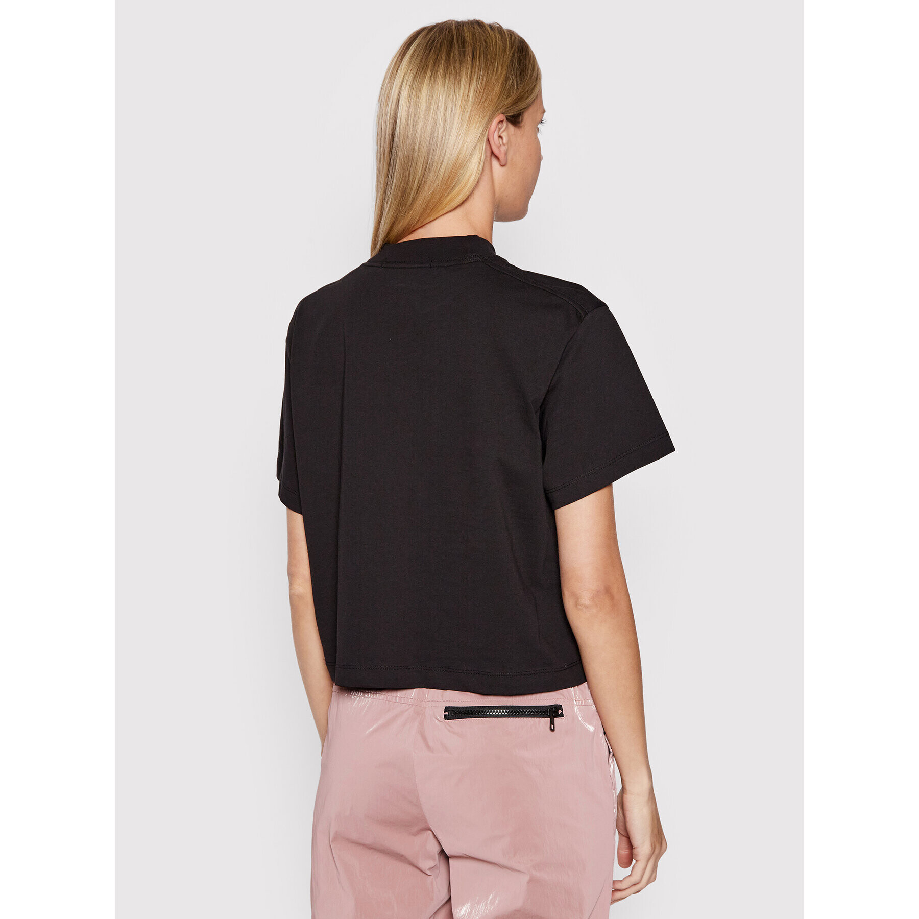 Calvin Klein Jeans Тишърт J20J217710 Черен Relaxed Fit - Pepit.bg