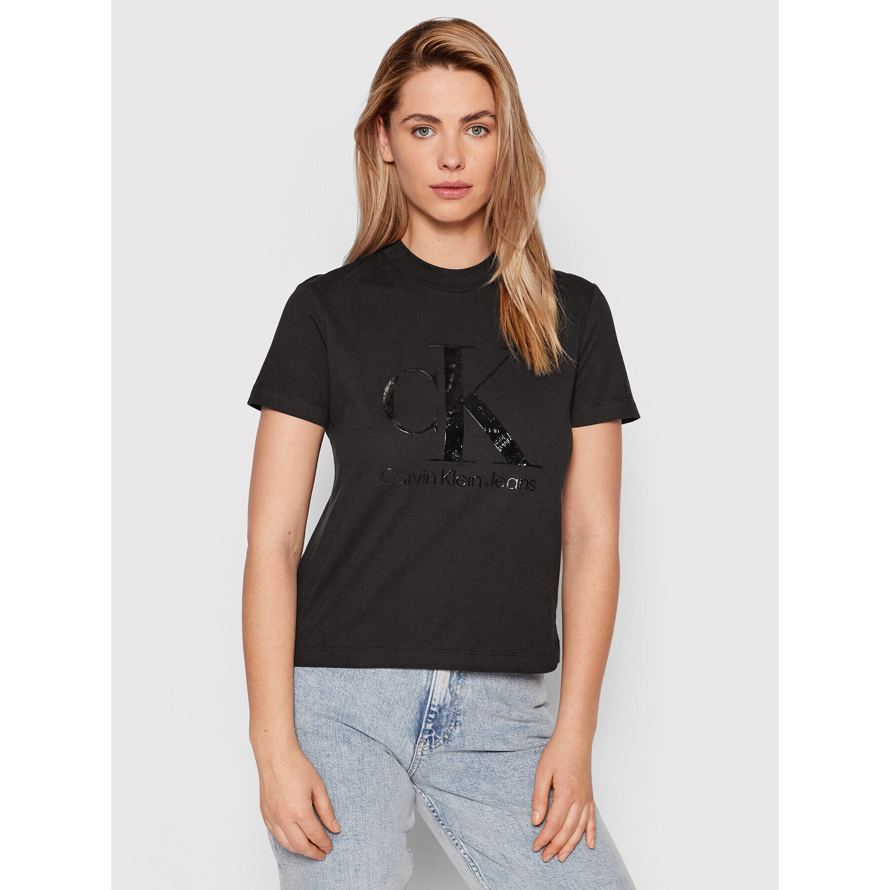 Calvin Klein Jeans Тишърт J20J218264 Черен Regular Fit - Pepit.bg