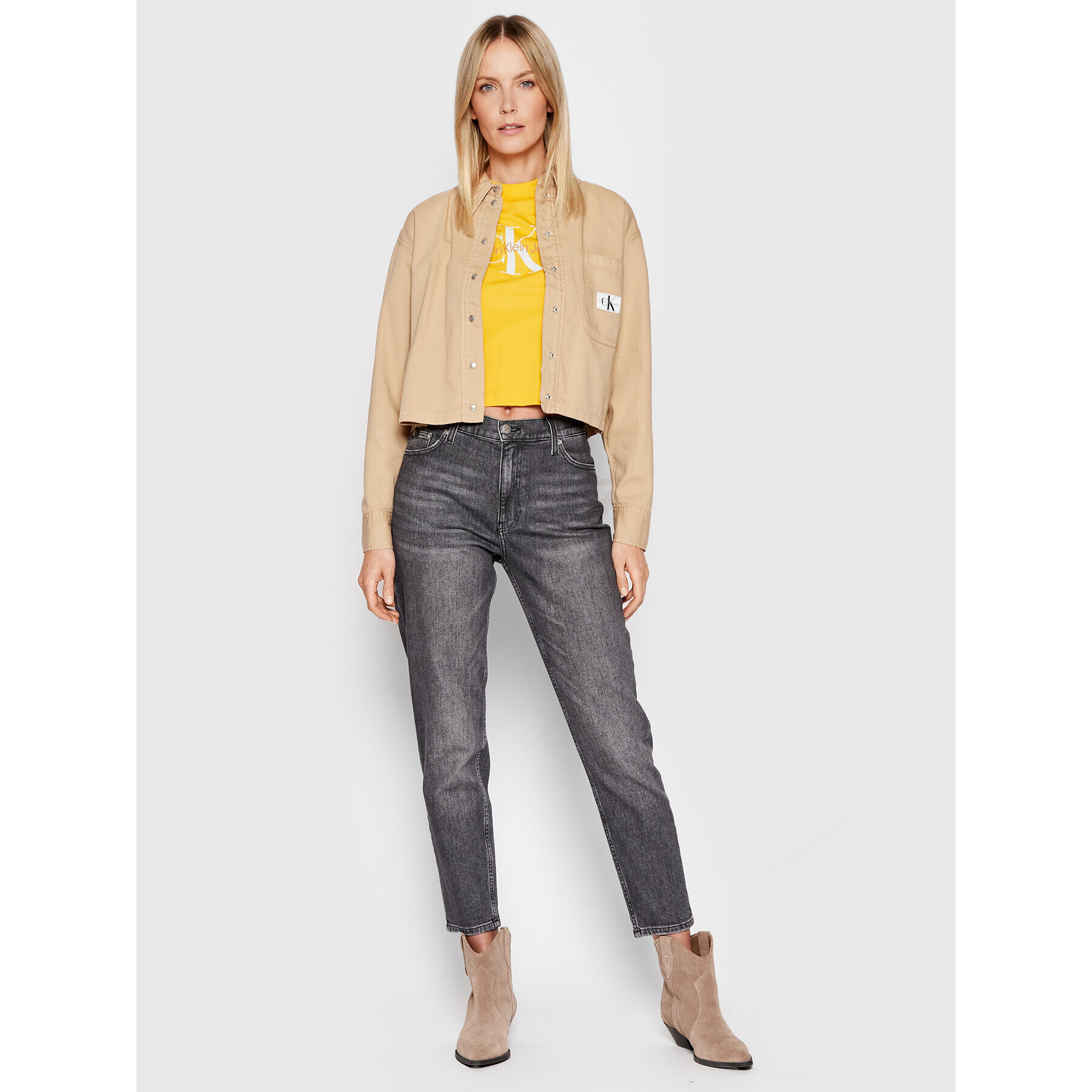 Calvin Klein Jeans Тишърт J20J218852 Жълт Slim Fit - Pepit.bg