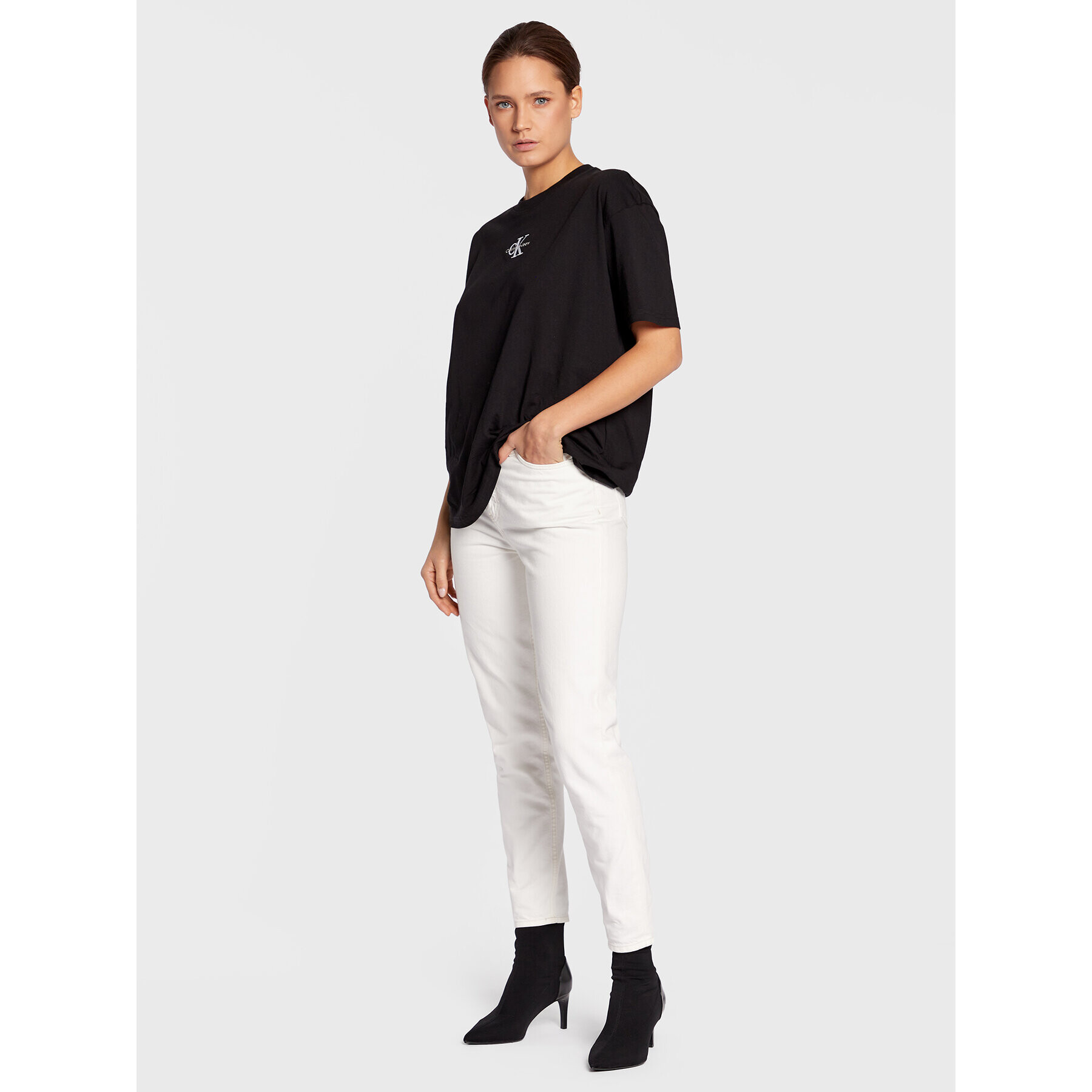 Calvin Klein Jeans Тишърт J20J219887 Черен Relaxed Fit - Pepit.bg
