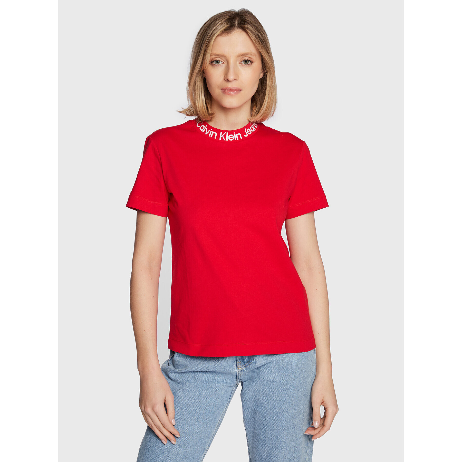 Calvin Klein Jeans Тишърт J20J219944 Червен Regular Fit - Pepit.bg