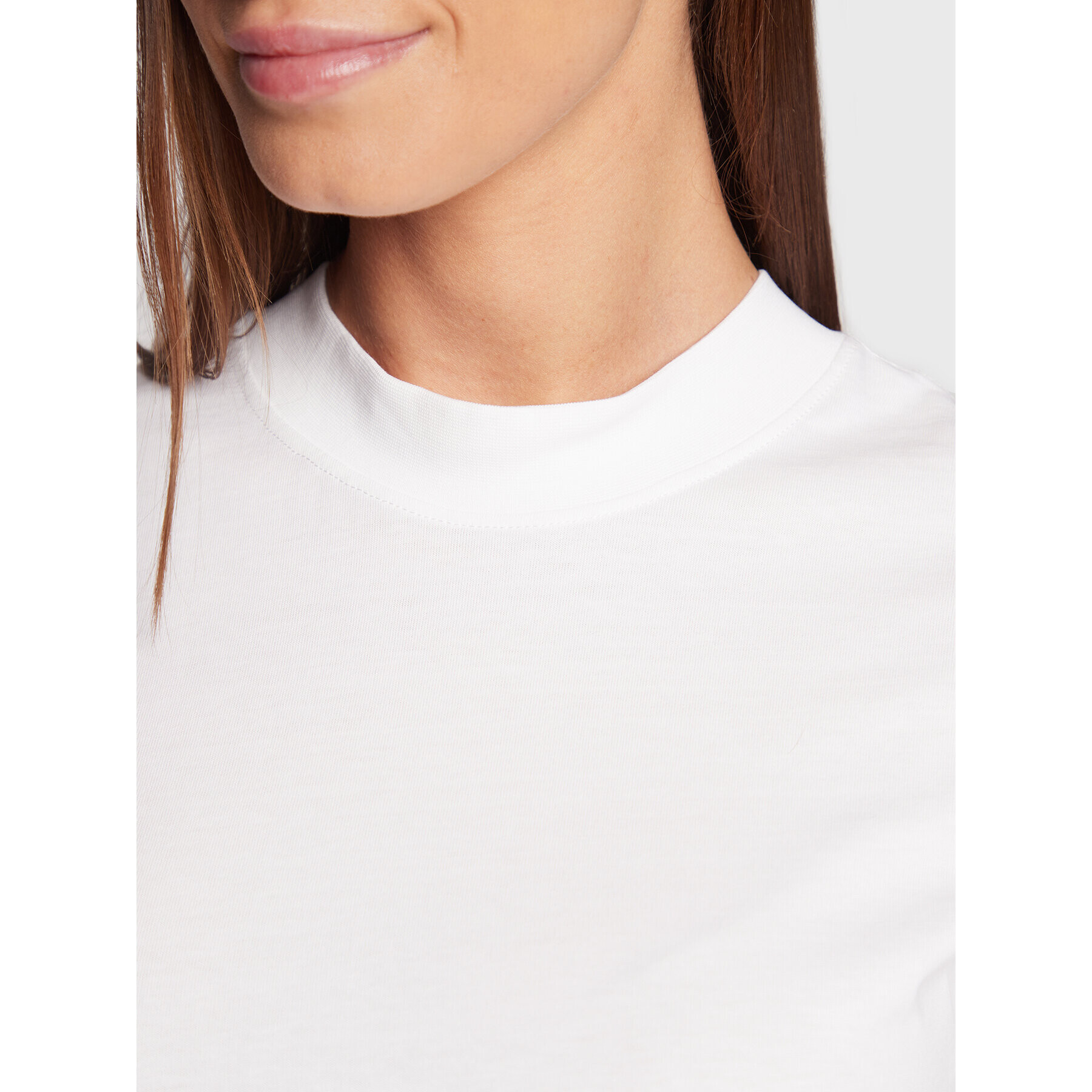 Calvin Klein Jeans Тишърт J20J220276 Бял Regular Fit - Pepit.bg