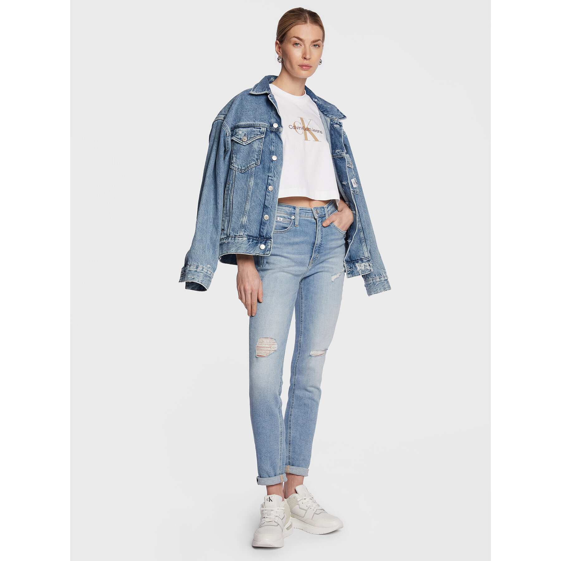 Calvin Klein Jeans Тишърт J20J220280 Бял Relaxed Fit - Pepit.bg