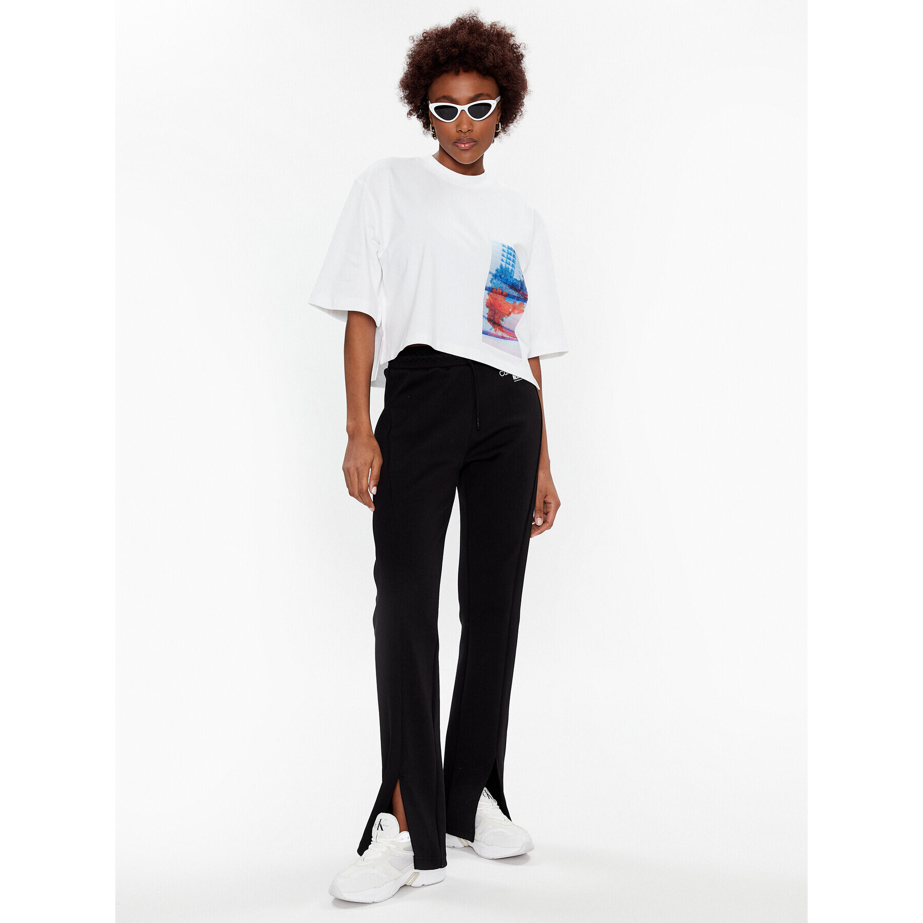 Calvin Klein Jeans Тишърт J20J220727 Бял Regular Fit - Pepit.bg