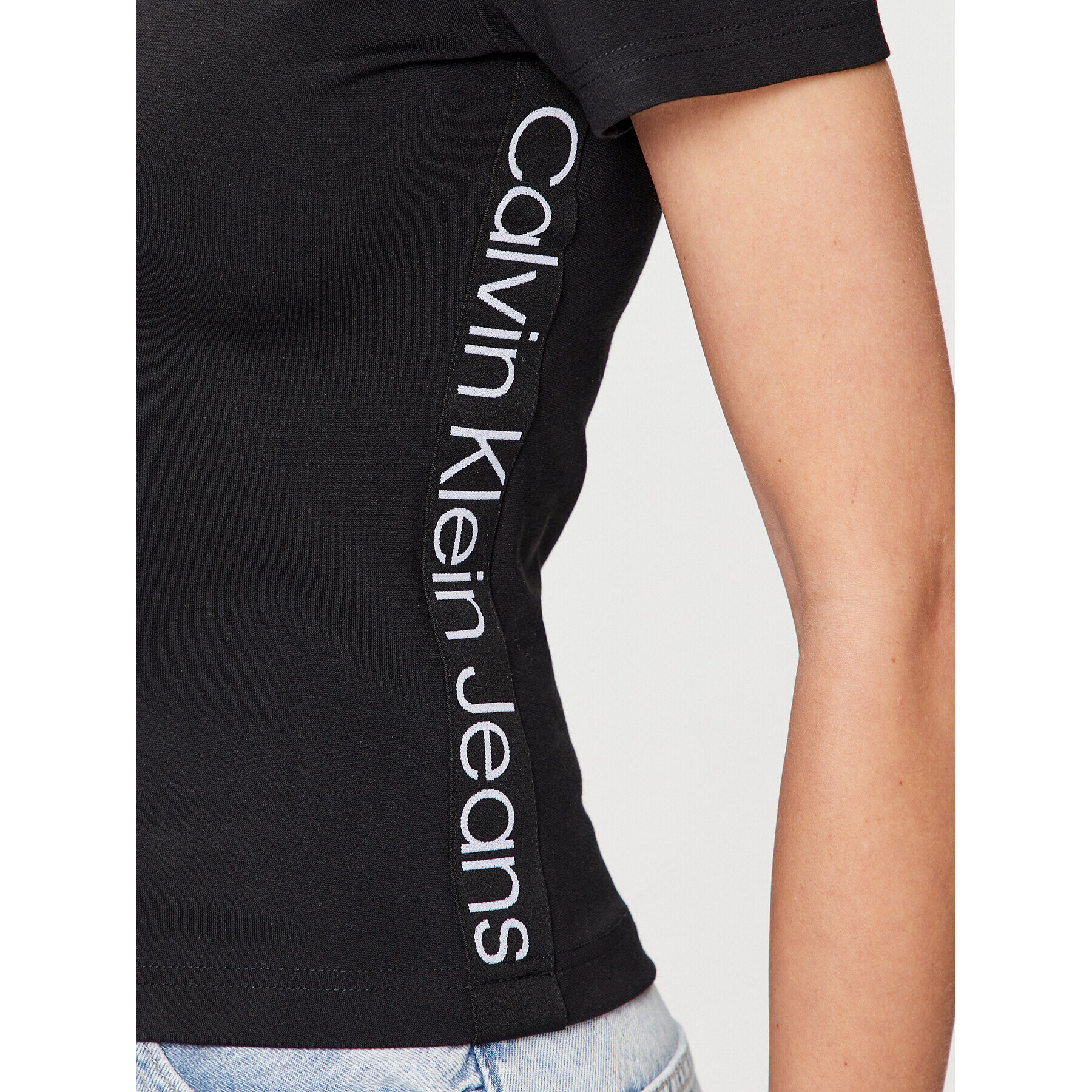 Calvin Klein Jeans Тишърт J20J221414 Черен Slim Fit - Pepit.bg