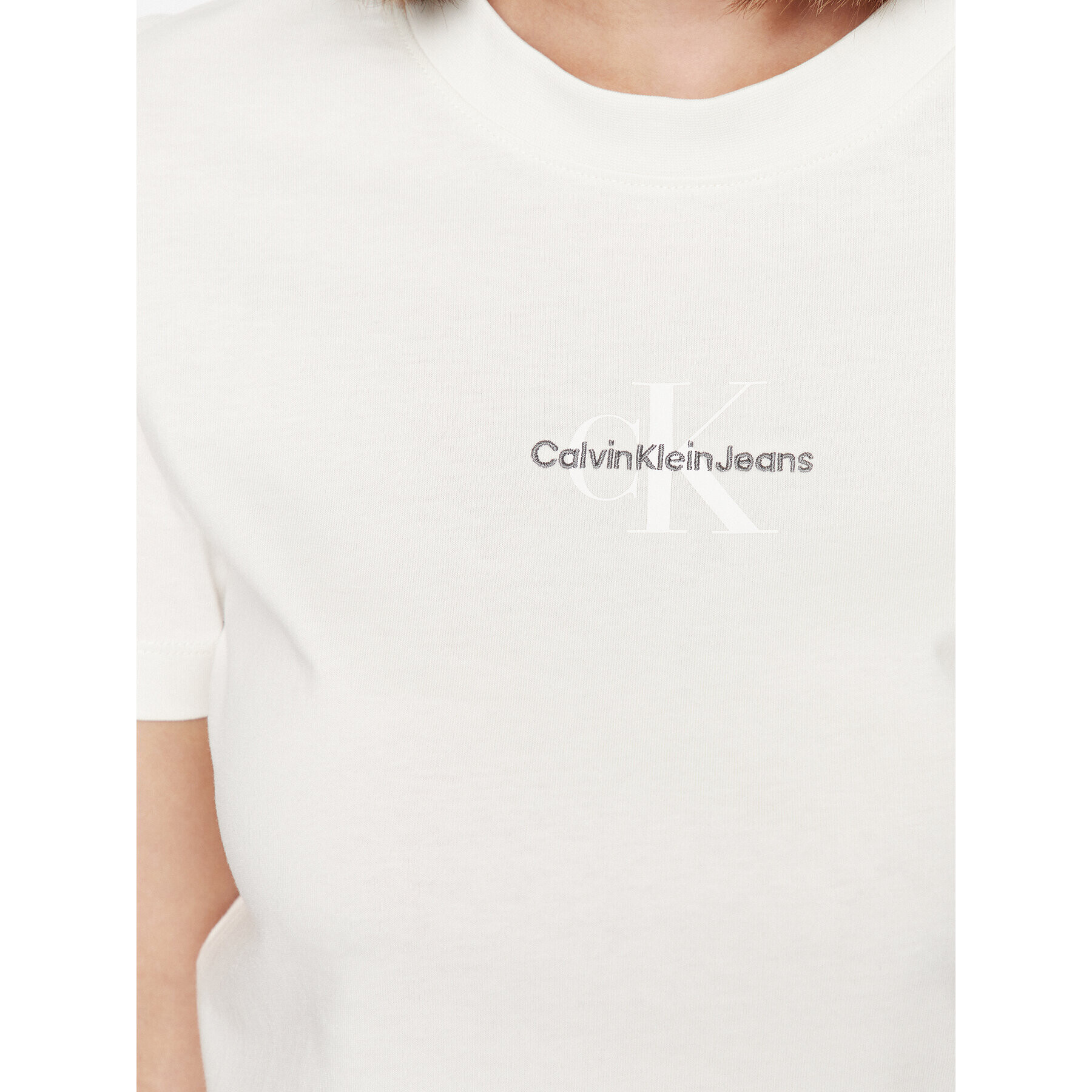 Calvin Klein Jeans Тишърт J20J221426 Екрю Regular Fit - Pepit.bg