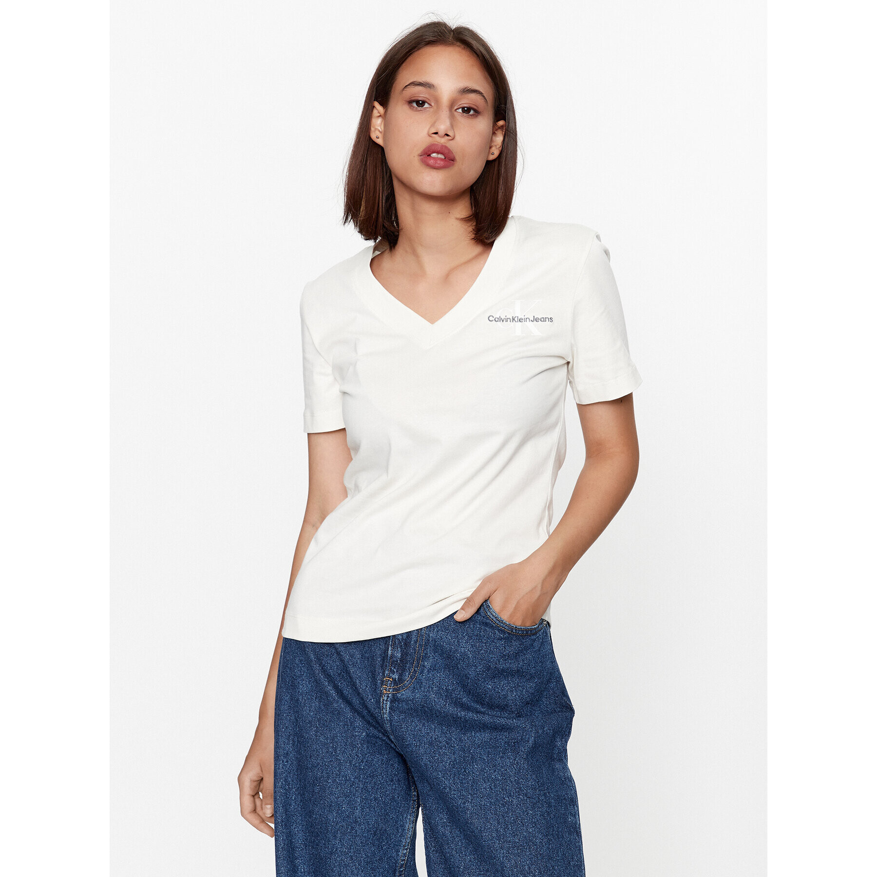 Calvin Klein Jeans Тишърт J20J221429 Екрю Regular Fit - Pepit.bg