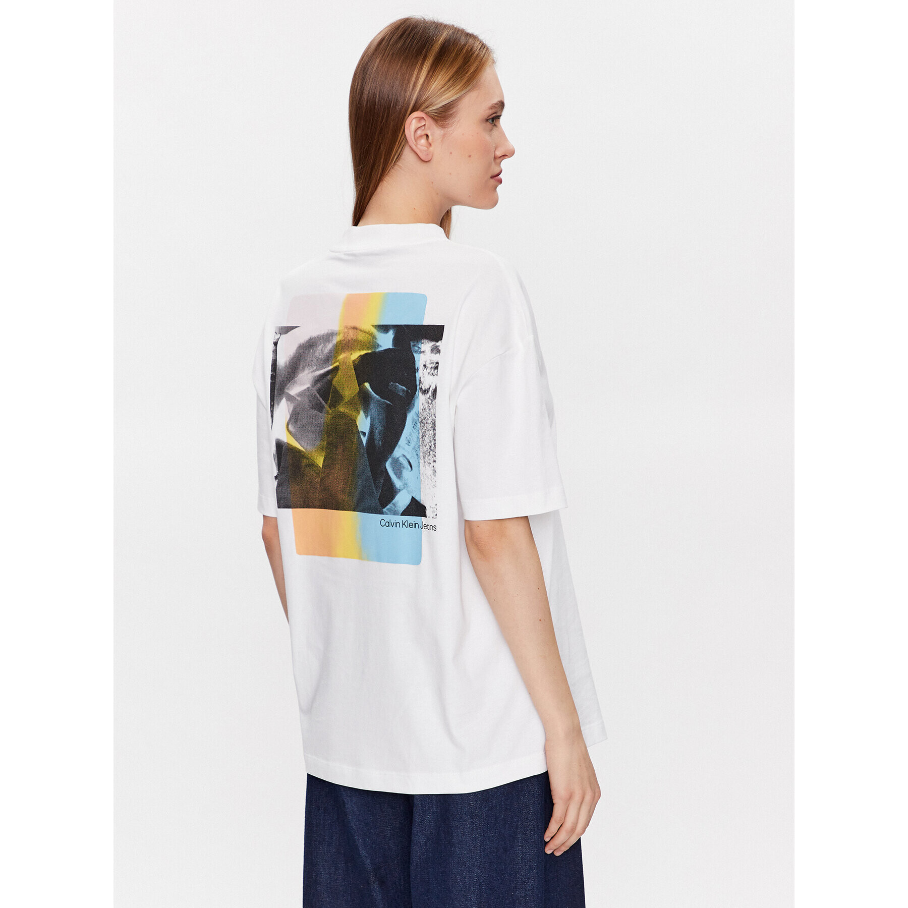 Calvin Klein Jeans Тишърт J20J221629 Бял Regular Fit - Pepit.bg