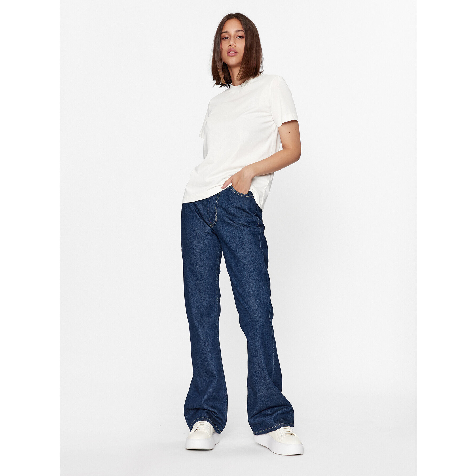 Calvin Klein Jeans Тишърт J20J222015 Екрю Regular Fit - Pepit.bg