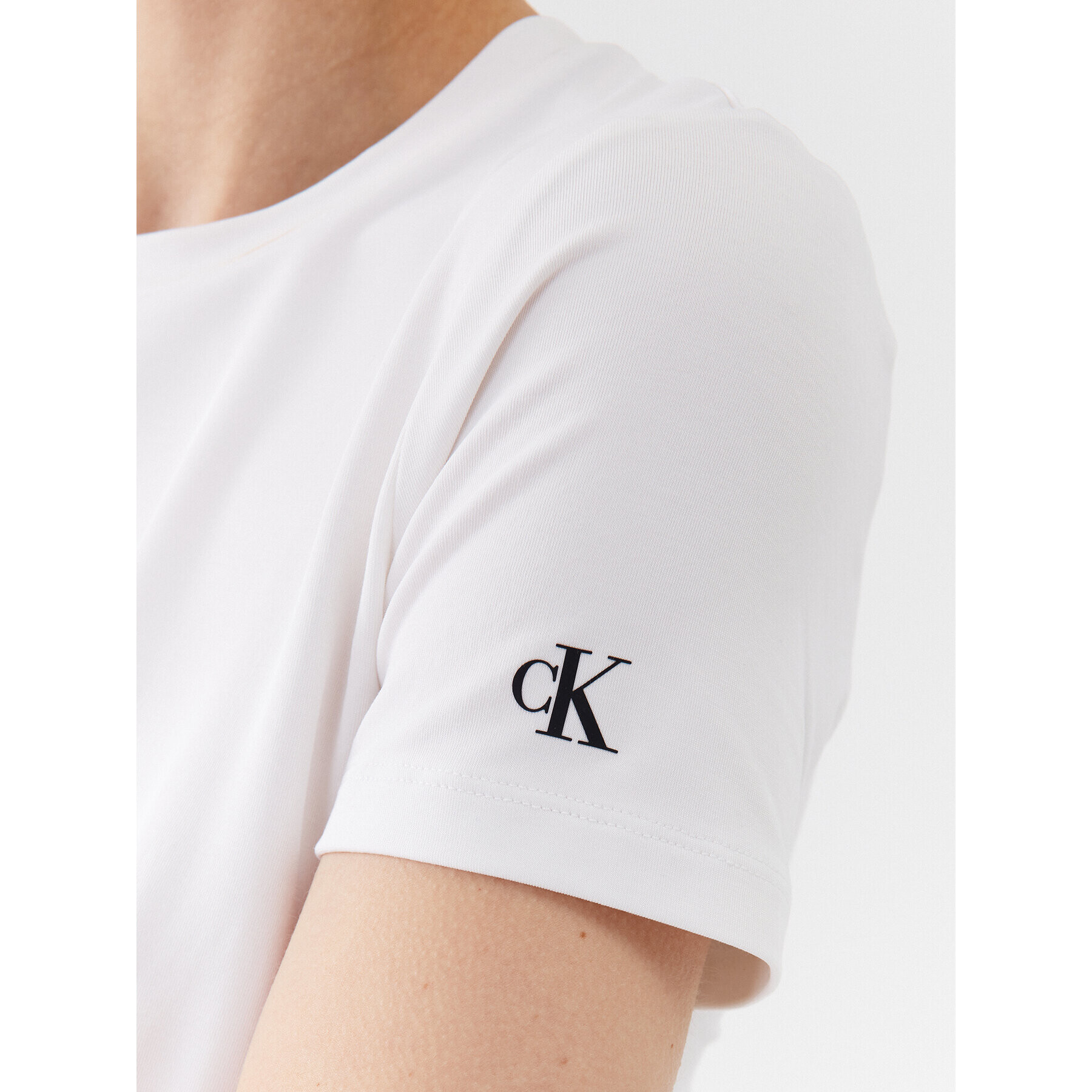 Calvin Klein Jeans Тишърт J20J222128 Бял Regular Fit - Pepit.bg