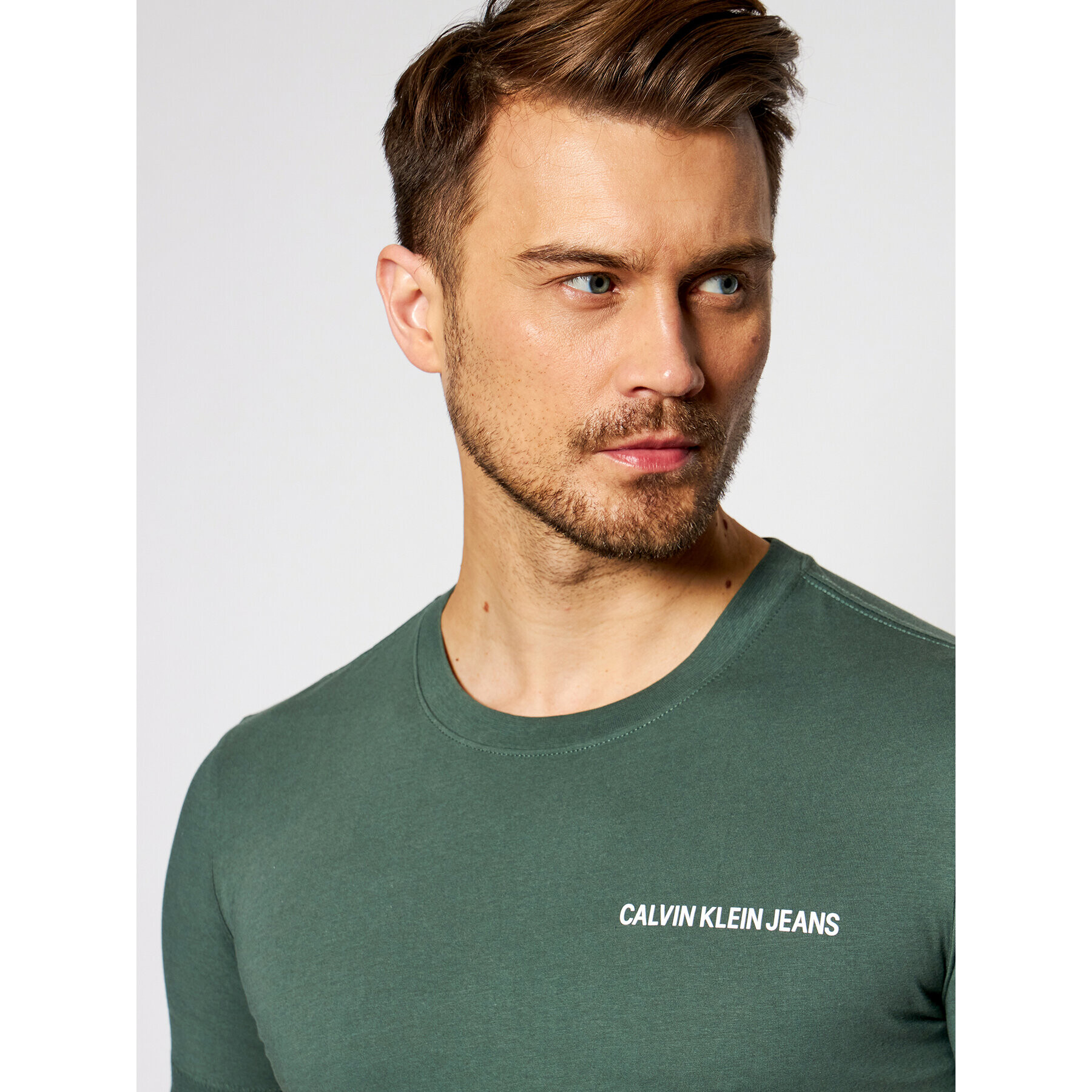 Calvin Klein Jeans Тишърт J30J315245 Зелен Regular Fit - Pepit.bg