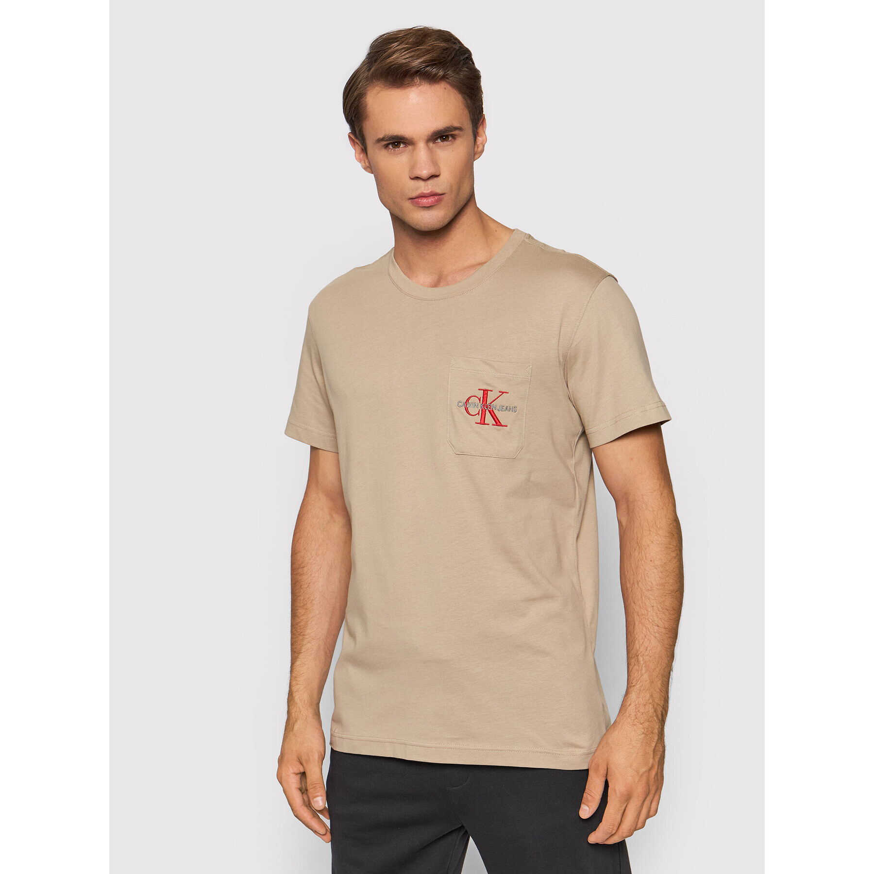 Calvin Klein Jeans Тишърт J30J319098 Бежов Regular Fit - Pepit.bg