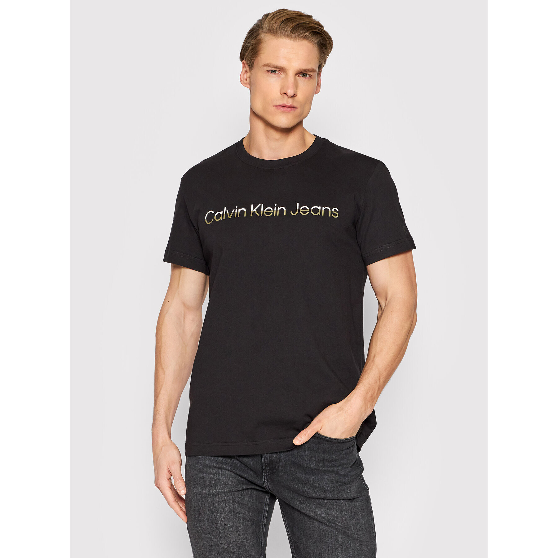 Calvin Klein Jeans Тишърт J30J320194 Черен Regular Fit - Pepit.bg