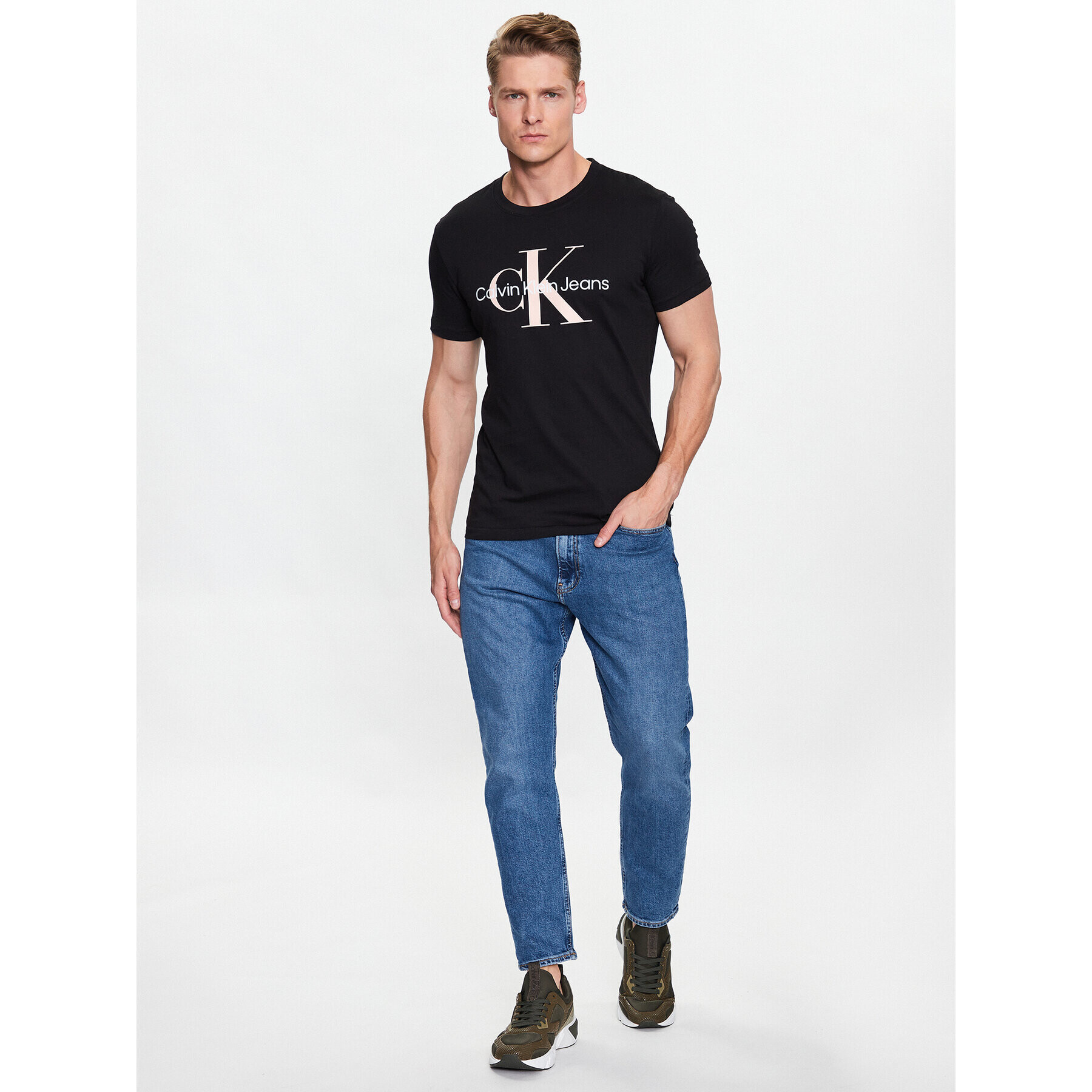 Calvin Klein Jeans Тишърт J30J320806 Черен Regular Fit - Pepit.bg