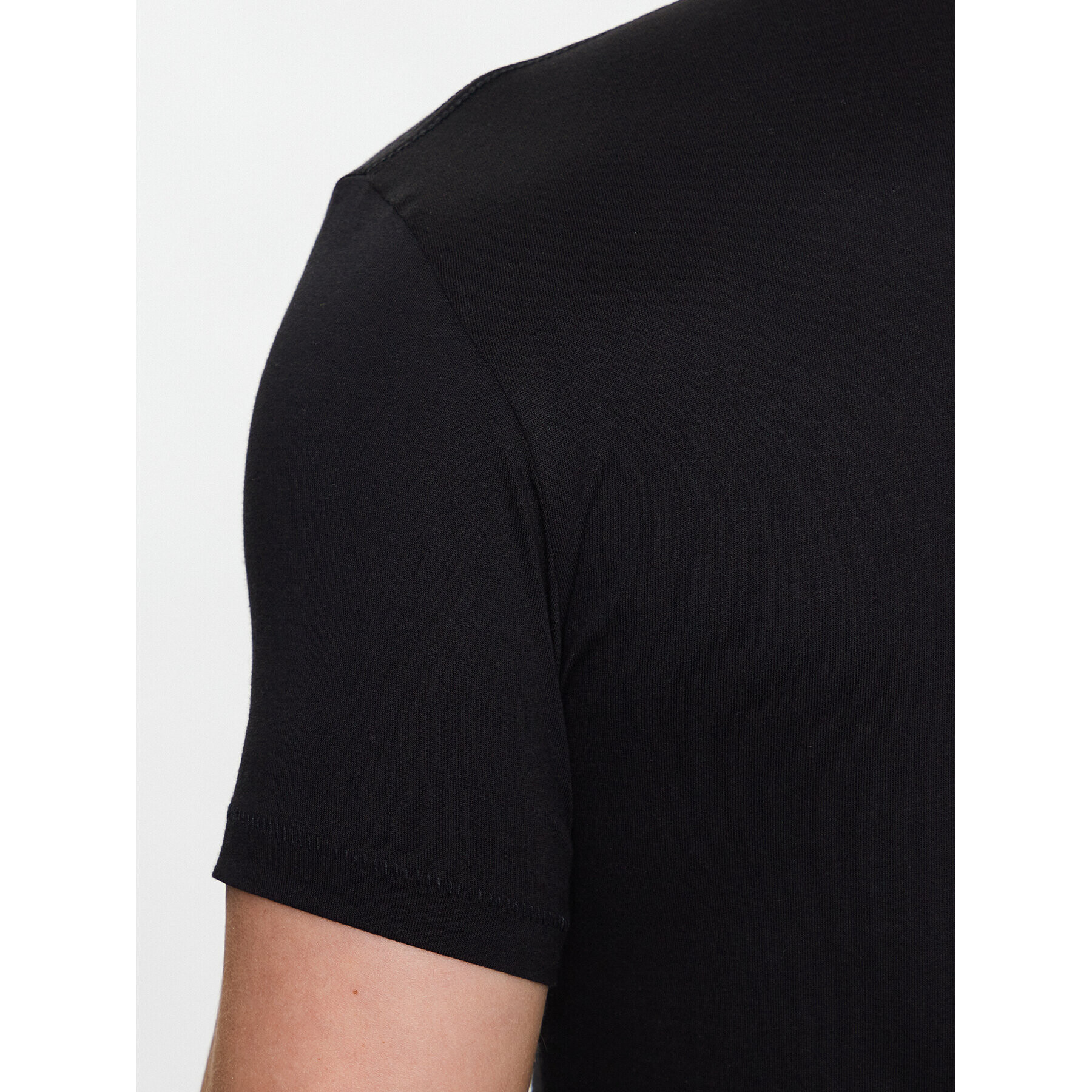 Calvin Klein Jeans Тишърт J30J320806 Черен Regular Fit - Pepit.bg