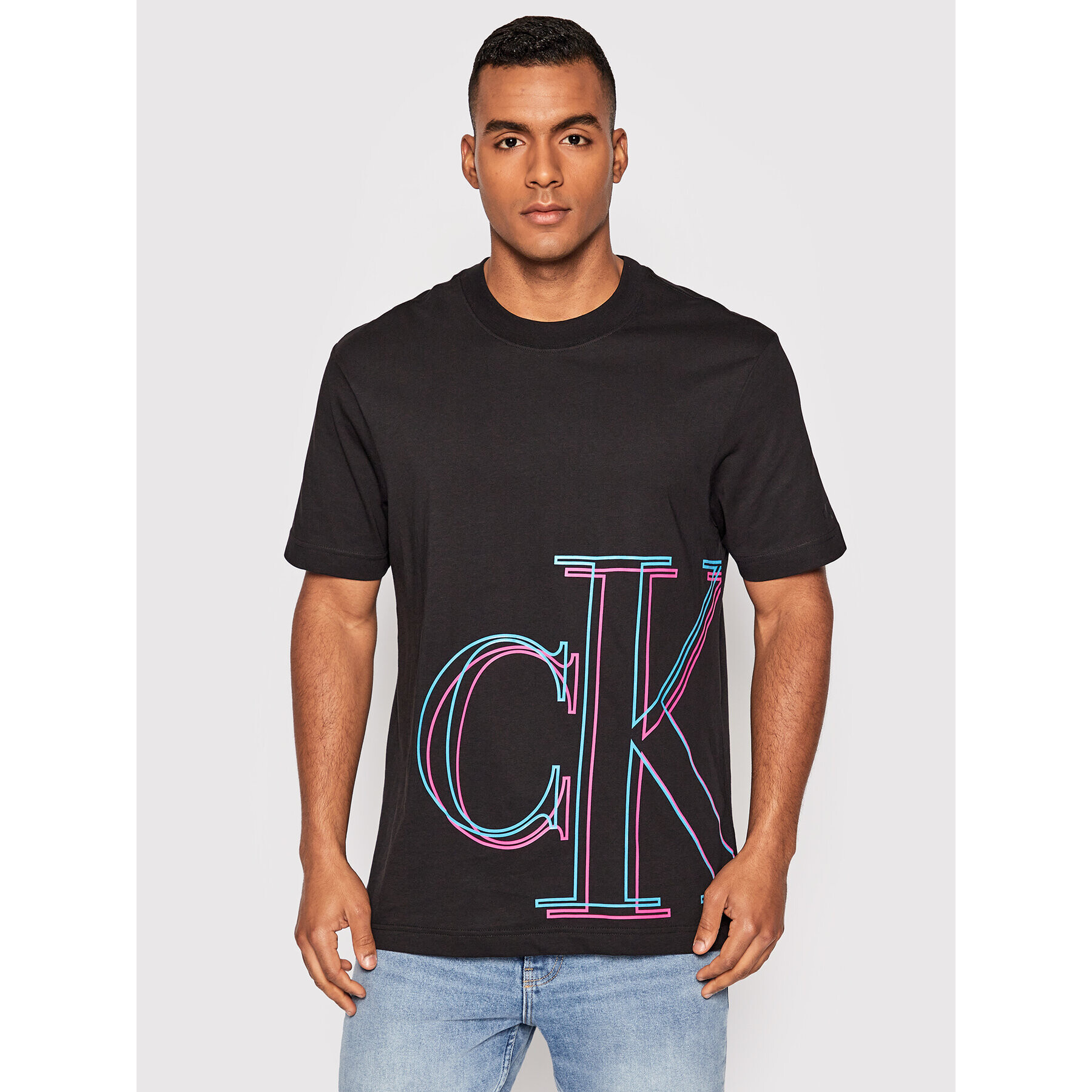 Calvin Klein Jeans Тишърт J30J320883 Черен Relaxed Fit - Pepit.bg