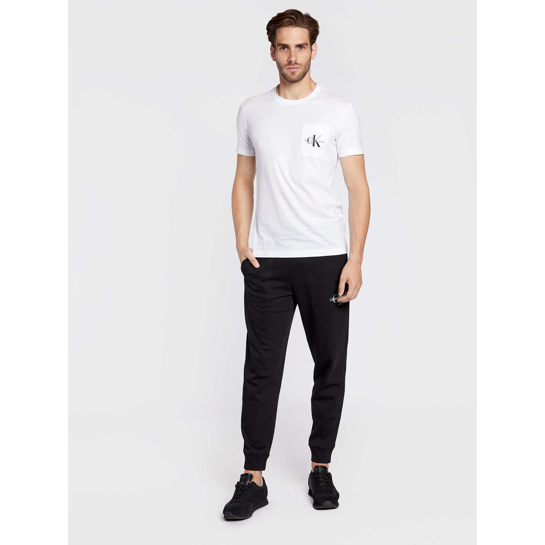 Calvin Klein Jeans Тишърт J30J320936 Бял Slim Fit - Pepit.bg