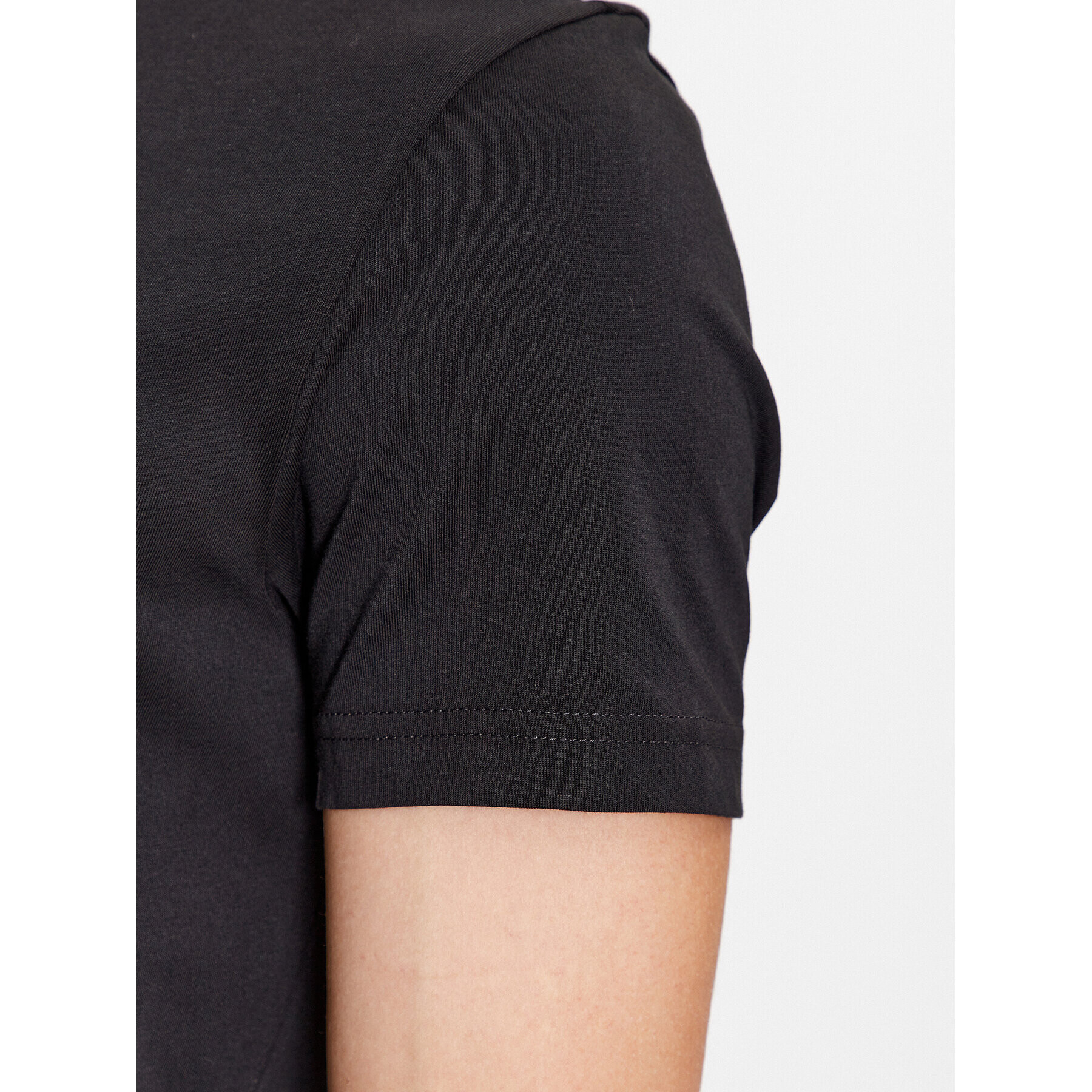 Calvin Klein Jeans Тишърт J30J322547 Черен Slim Fit - Pepit.bg