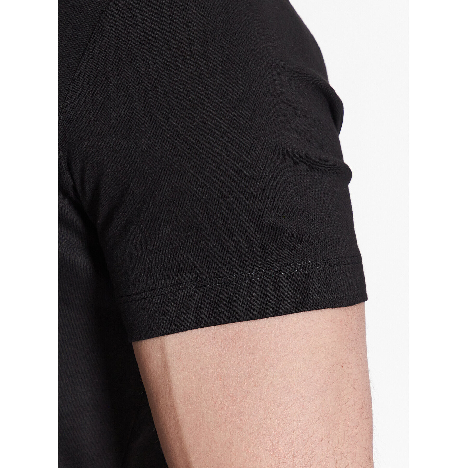 Calvin Klein Jeans Тишърт J30J322872 Черен Regular Fit - Pepit.bg
