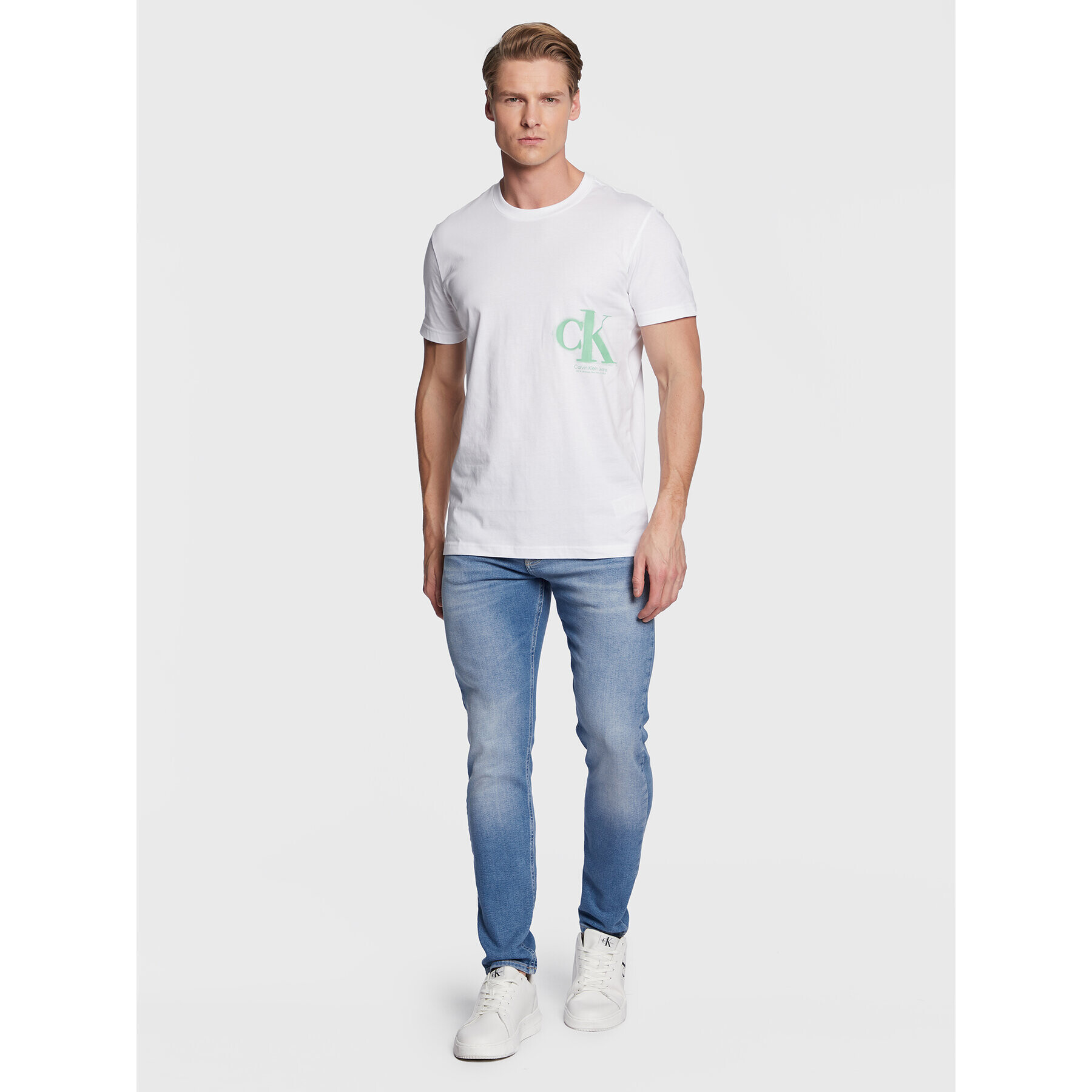 Calvin Klein Jeans Тишърт J30J322875 Бял Regular Fit - Pepit.bg