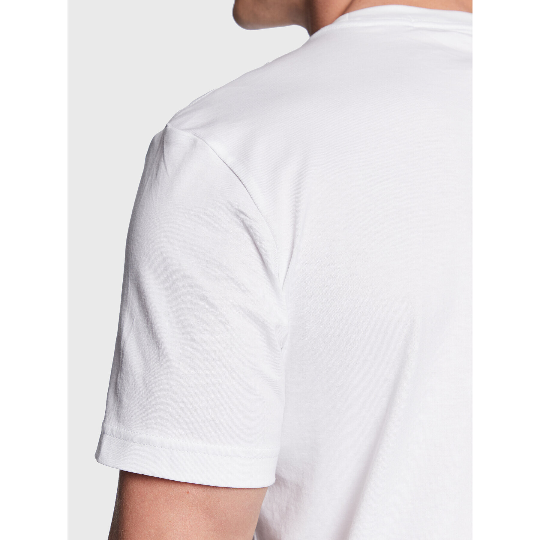 Calvin Klein Jeans Тишърт J30J322875 Бял Regular Fit - Pepit.bg